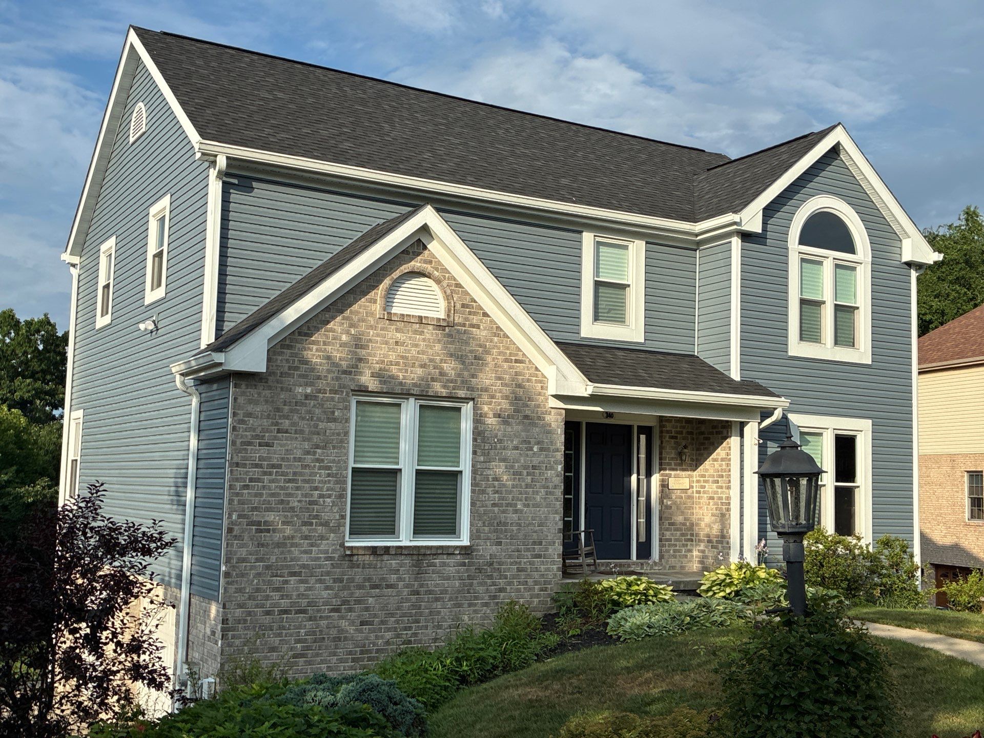 Full House Siding Renovation with English Wedgewood Vinyl Siding in Sewickley by Ideal Siding Pittsburgh