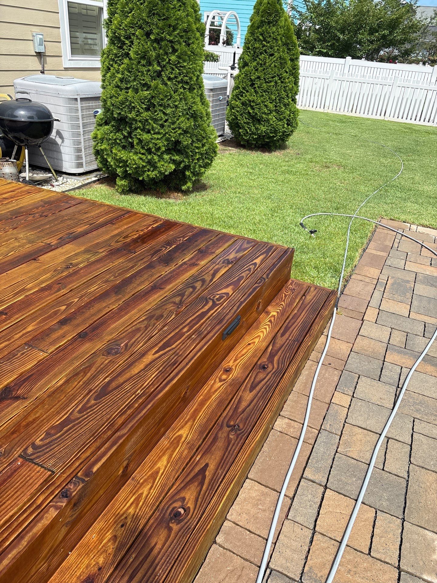 Deck using Wood Sealant by DuraSeal