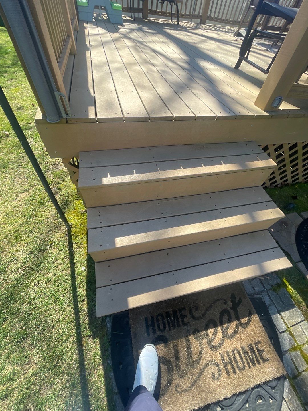 Fence Cleaning-Vinyl & House Wash by SJ Exterior