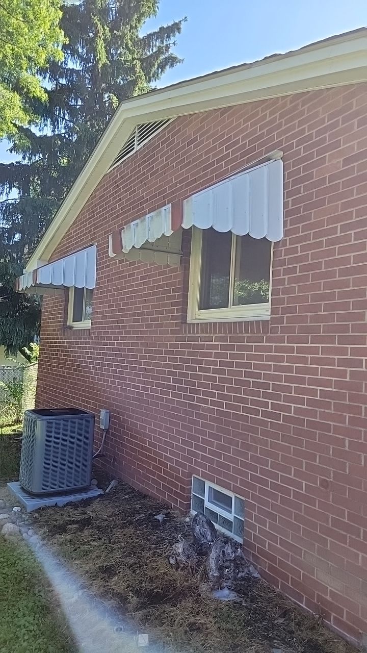 Brand: Atlas Pinnacle Color: Pristine Sunset Drip: White by Eagle Eye Roofing