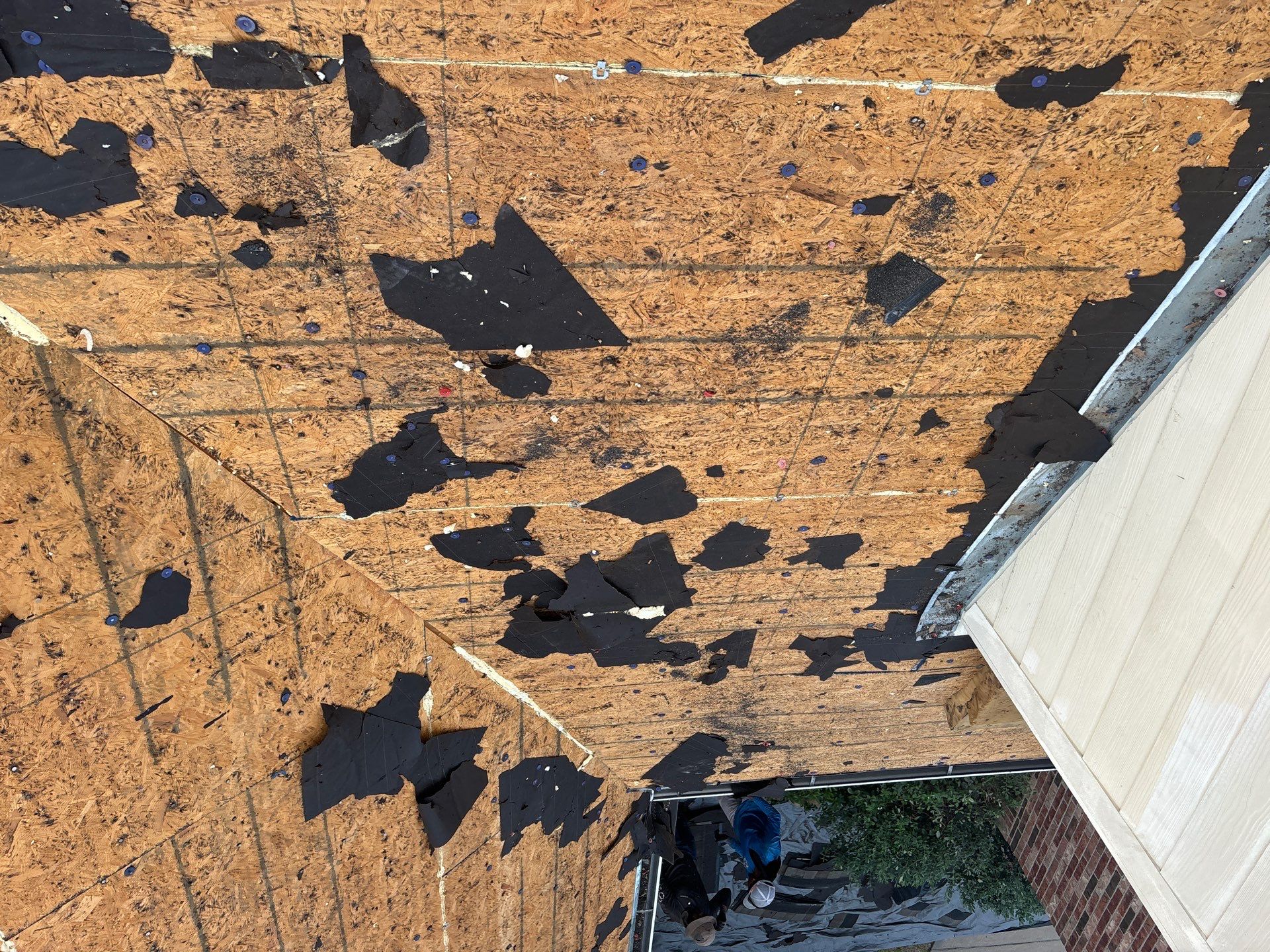 Residential Roofing Installation using Owen's Corning Duration (Lifetime) Shingles by Roof Repair Company