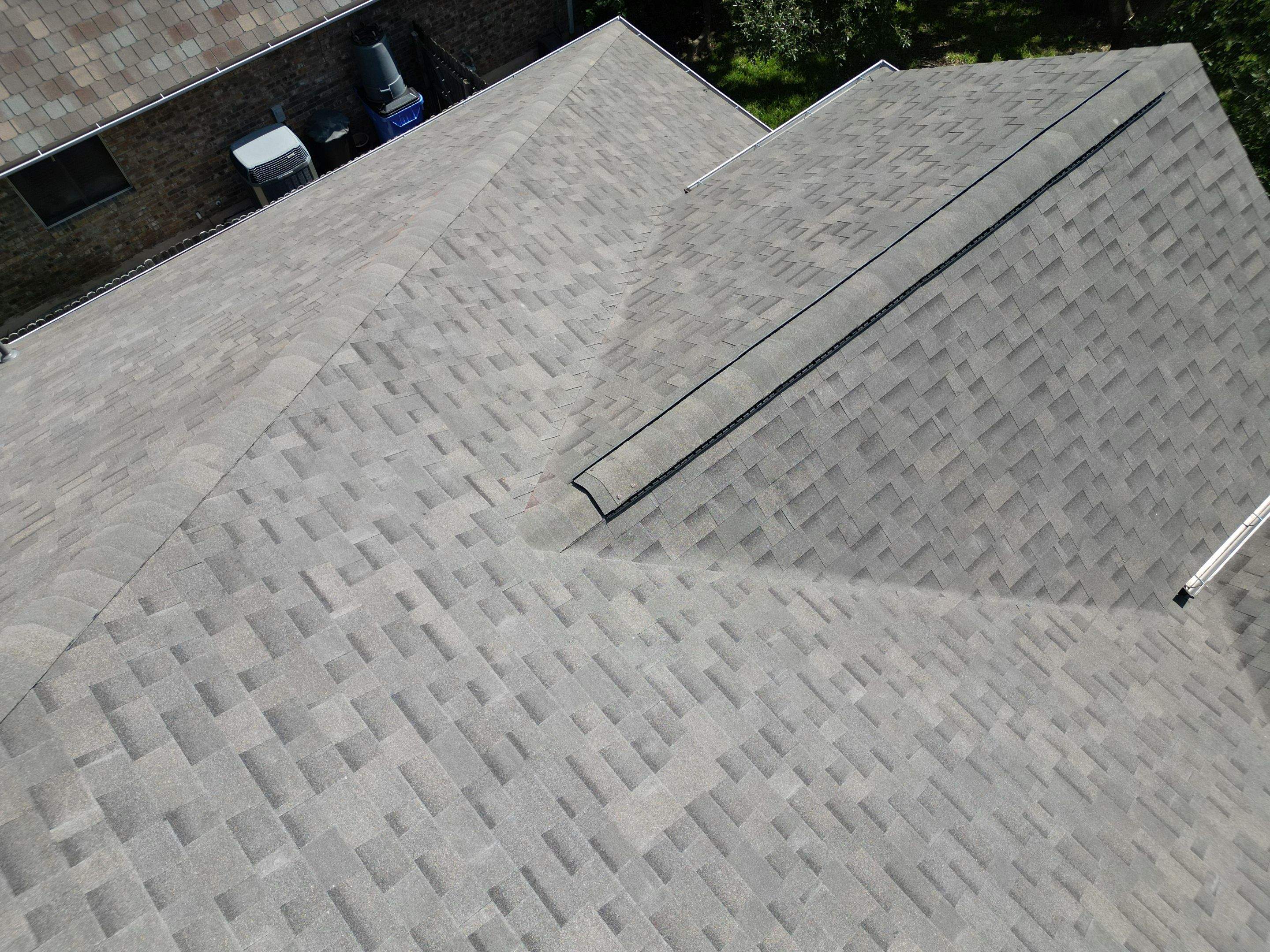 Weathered Wood - Malarkey Highlander by RoofsOnly.com