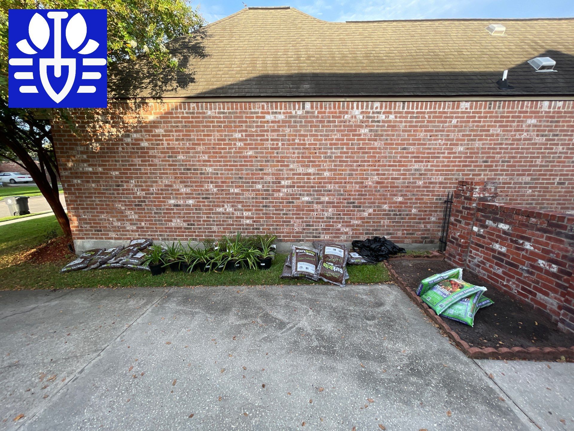 LANDSCAPE SERVICES: DEMO /PREP/ INSTALL / TRIM / MULCH INSTALL by CutScape, LLC.