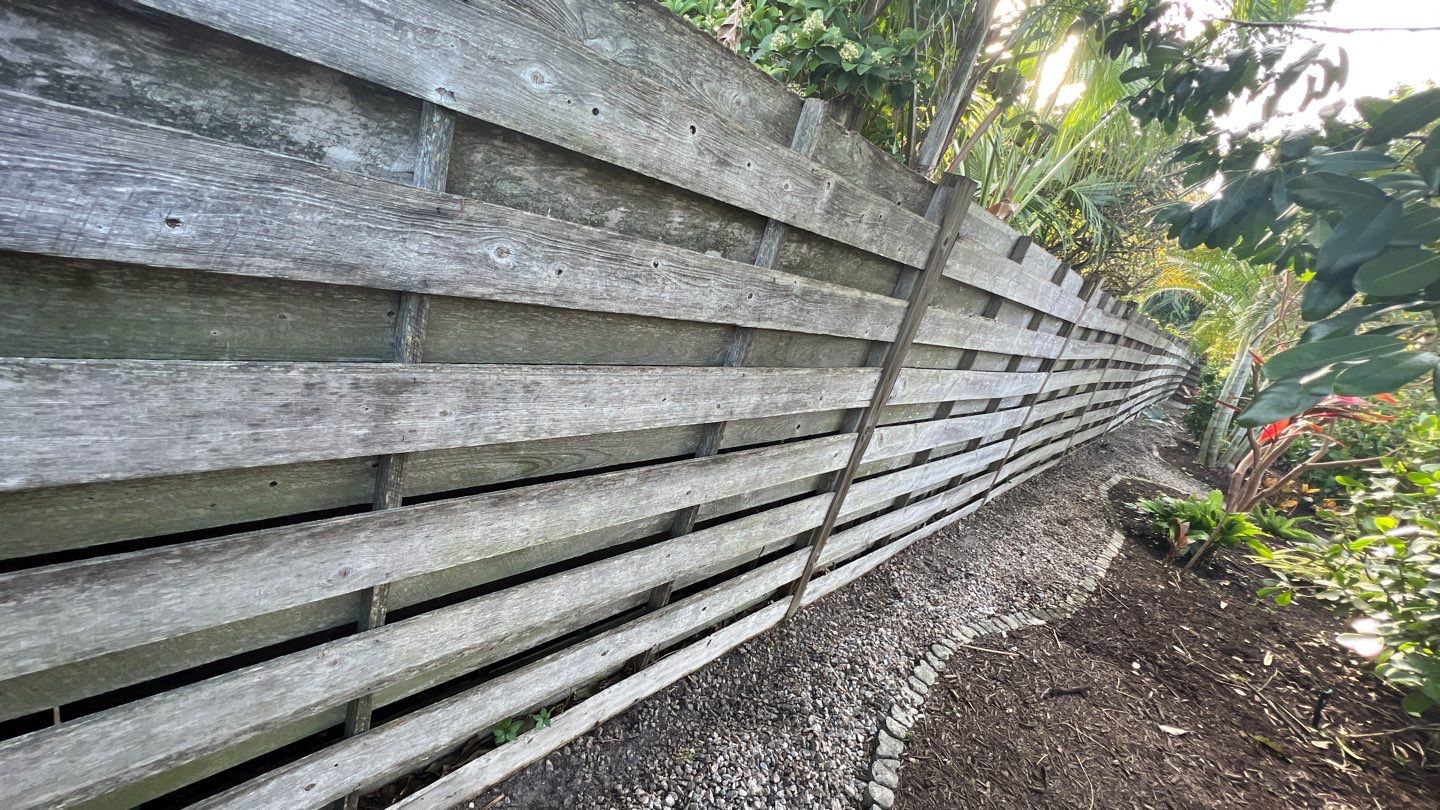 Sarasota, FL 6 ft. Tall White Vinyl Privacy Fence by Asap fence and gates, LLC
