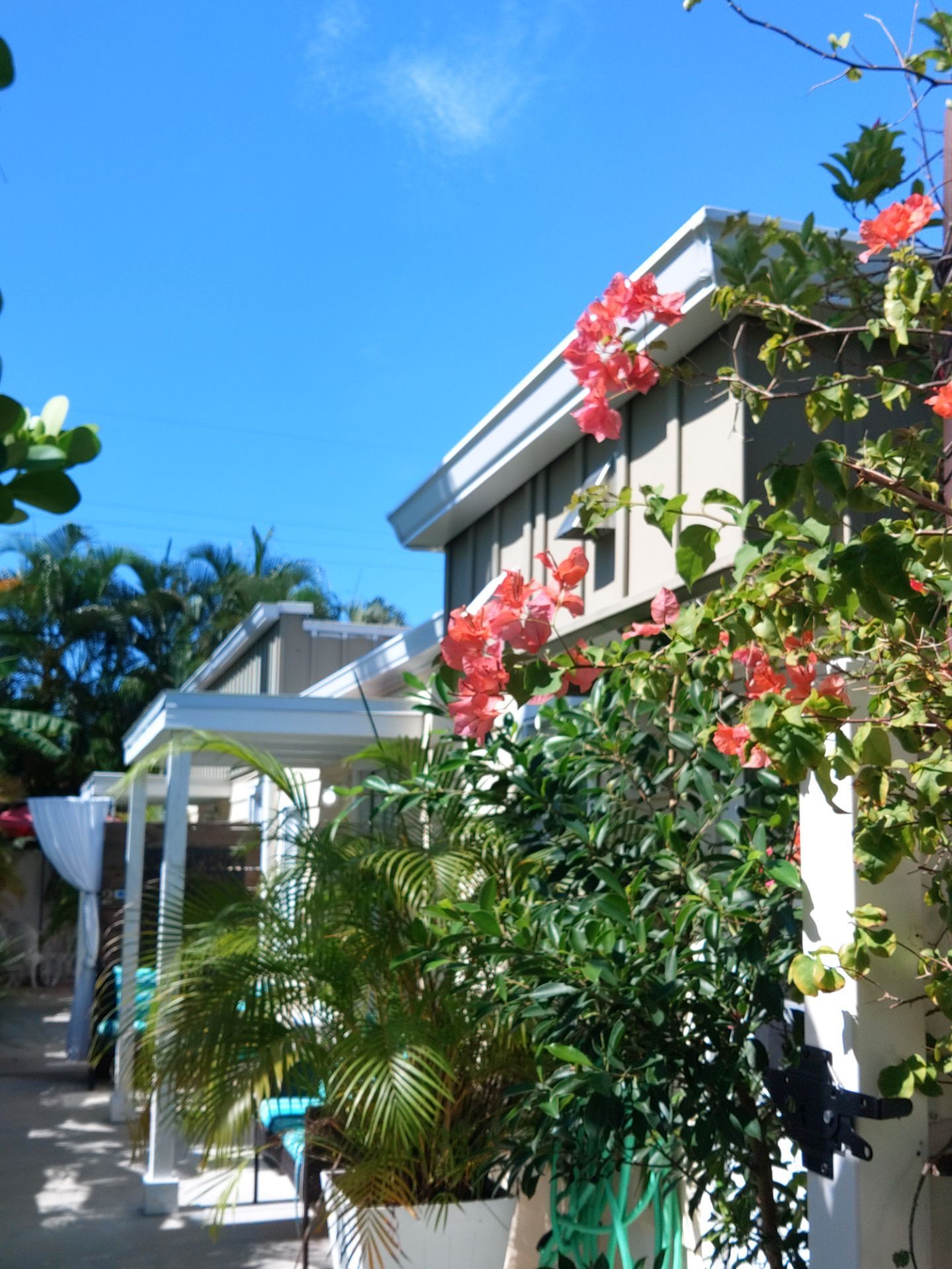 Seamless Gutters for a Luxury Finish in Fort Myers FL by Gutter Professors