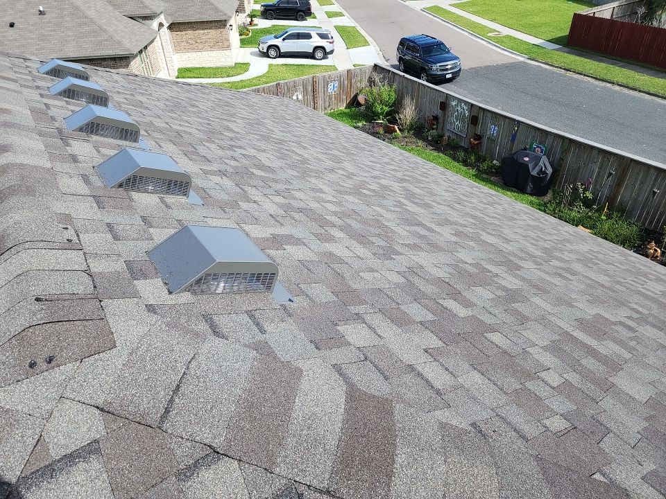 Residential Roofing Installation using Certainteed Landmark Weatherwood by Galvan Roofing and Construction