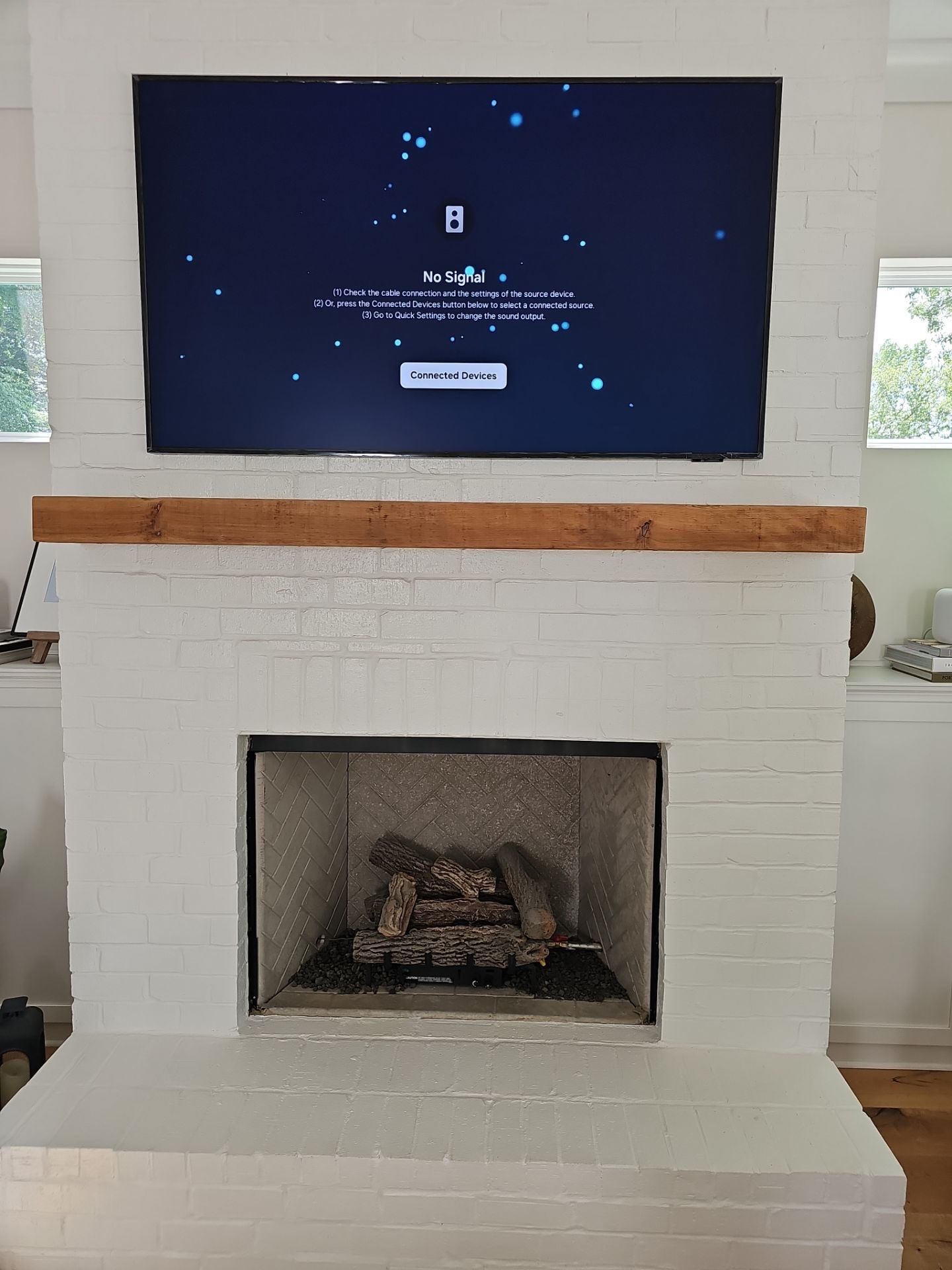 Lifestyle TV & Frame TV Installation Projects by Hangman Mounting & Installation 