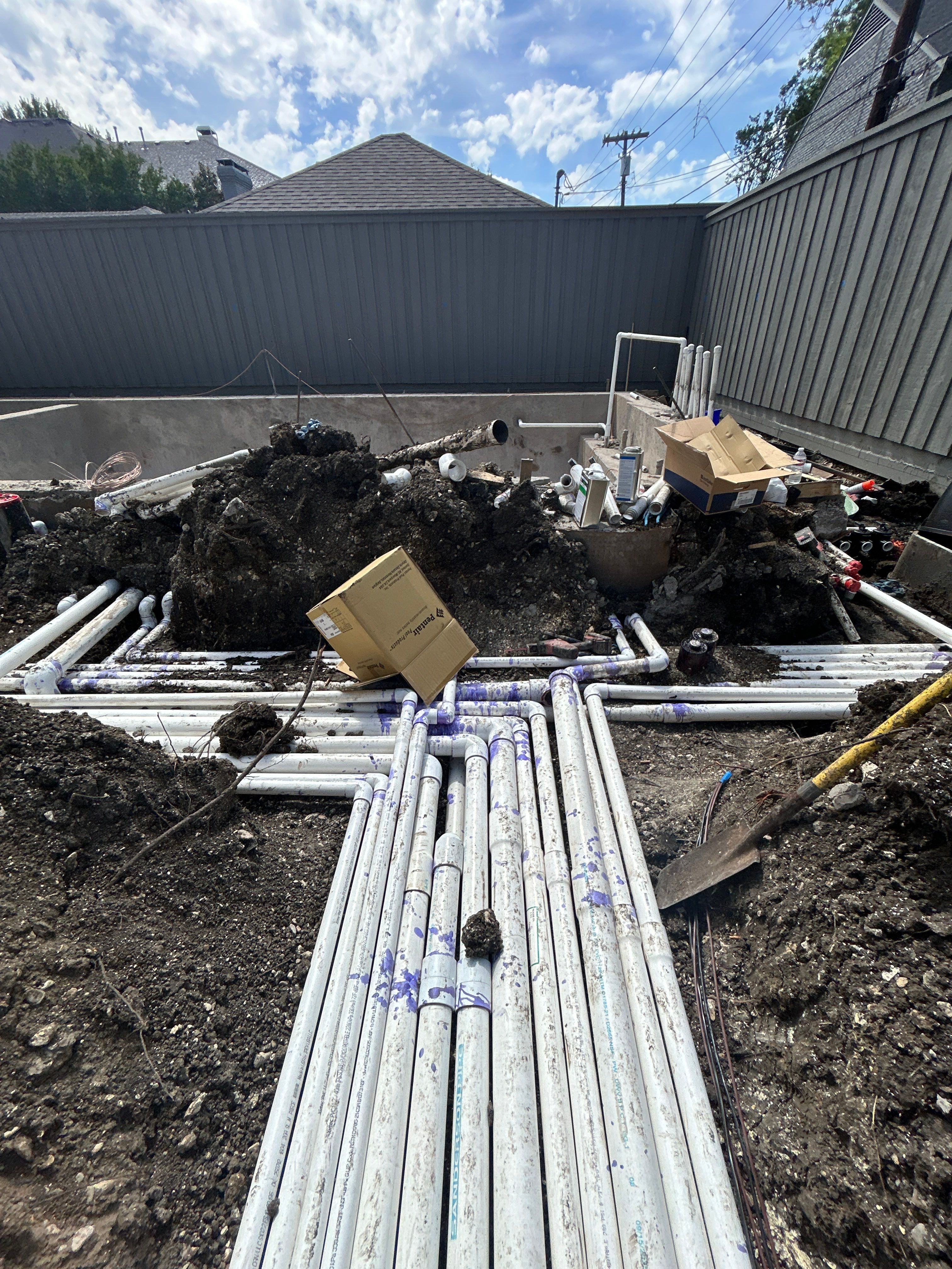 Custom Swimming Pool and Flagstone Patio Installation in Dallas by Hobert Pools
