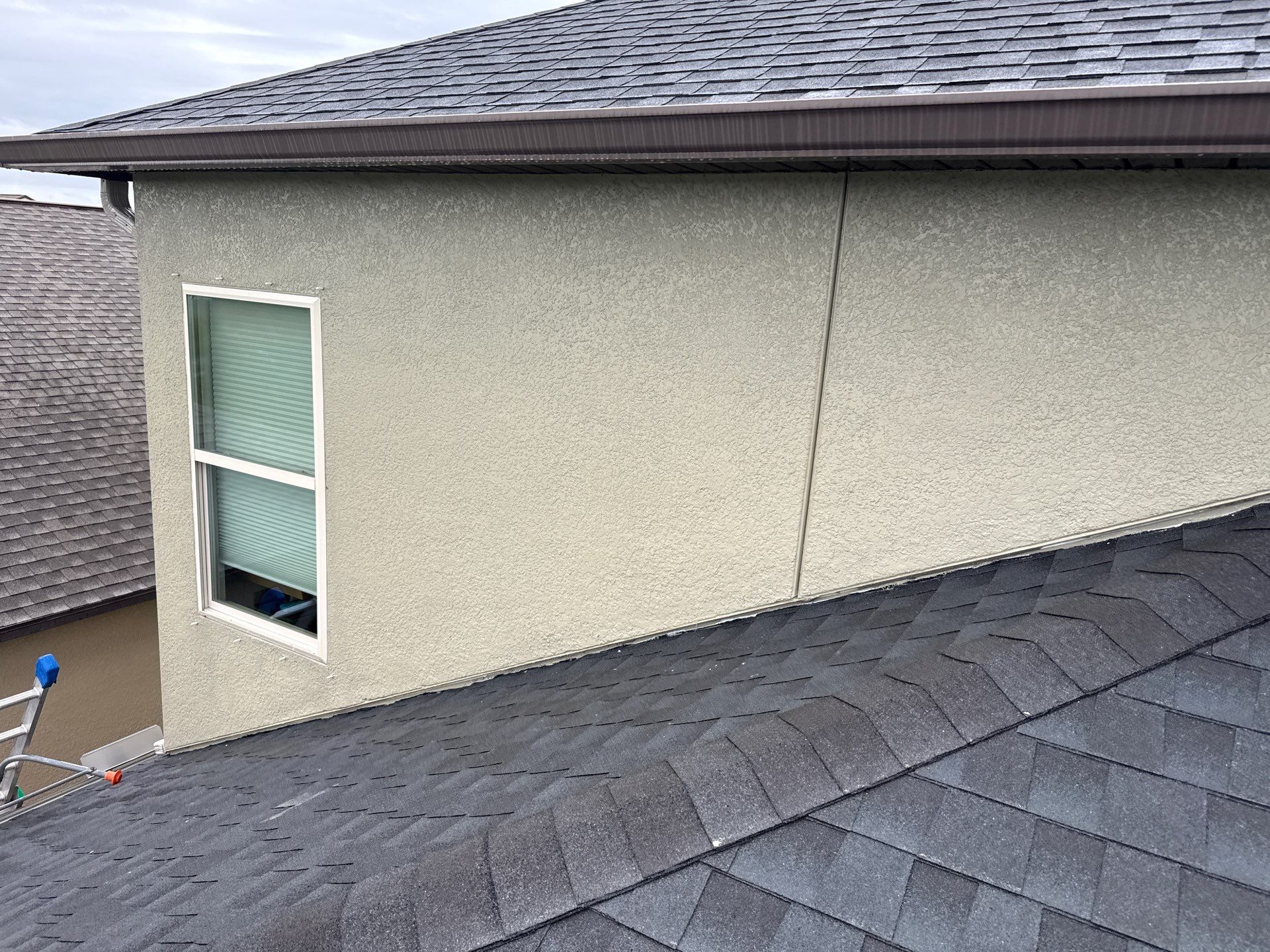 2-Story Asphalt Shingle Roof Cleaning & House Wash – Cypress Mill, Sun City Center, FL by Sunshine AquaWash