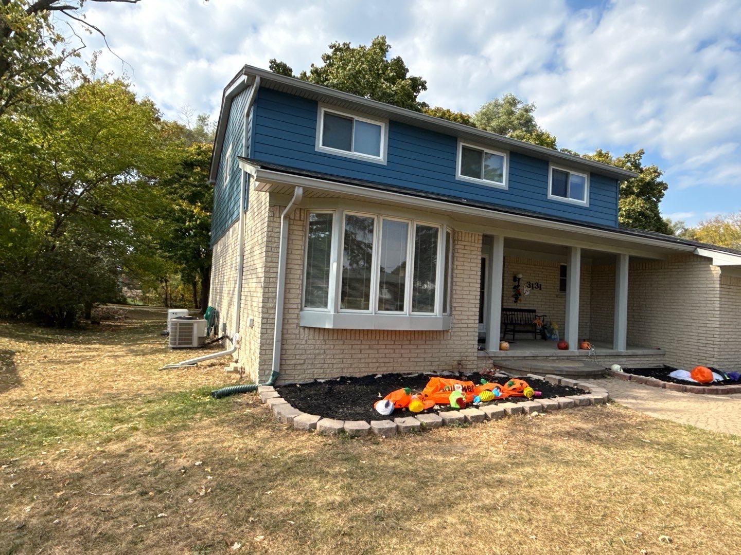 Siding Replacement using Ascend Laguna Blue by 180 Contractors