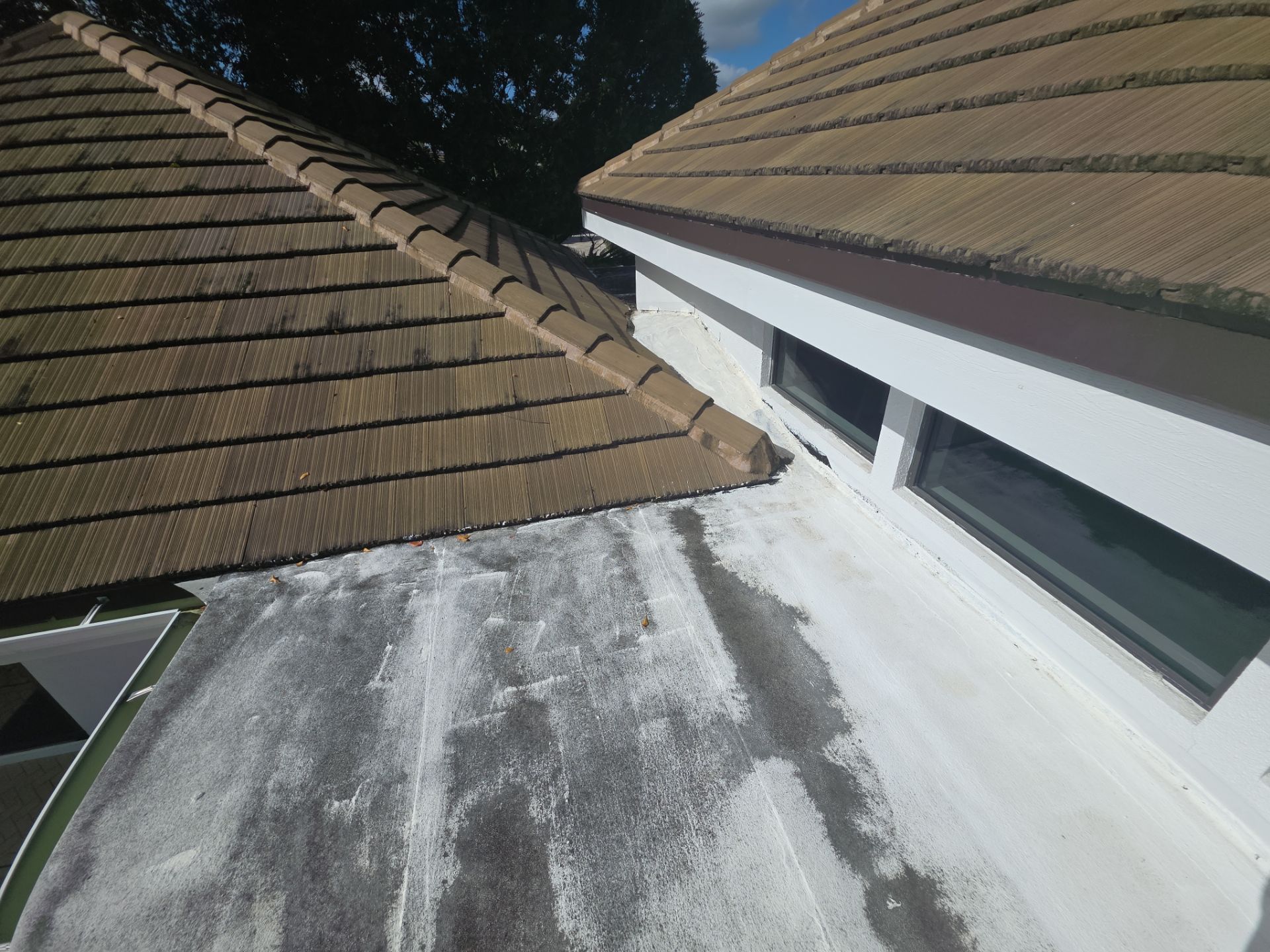 Flat Roof Restoration and Silicone Coating in Boca Raton by Aastro Roofing