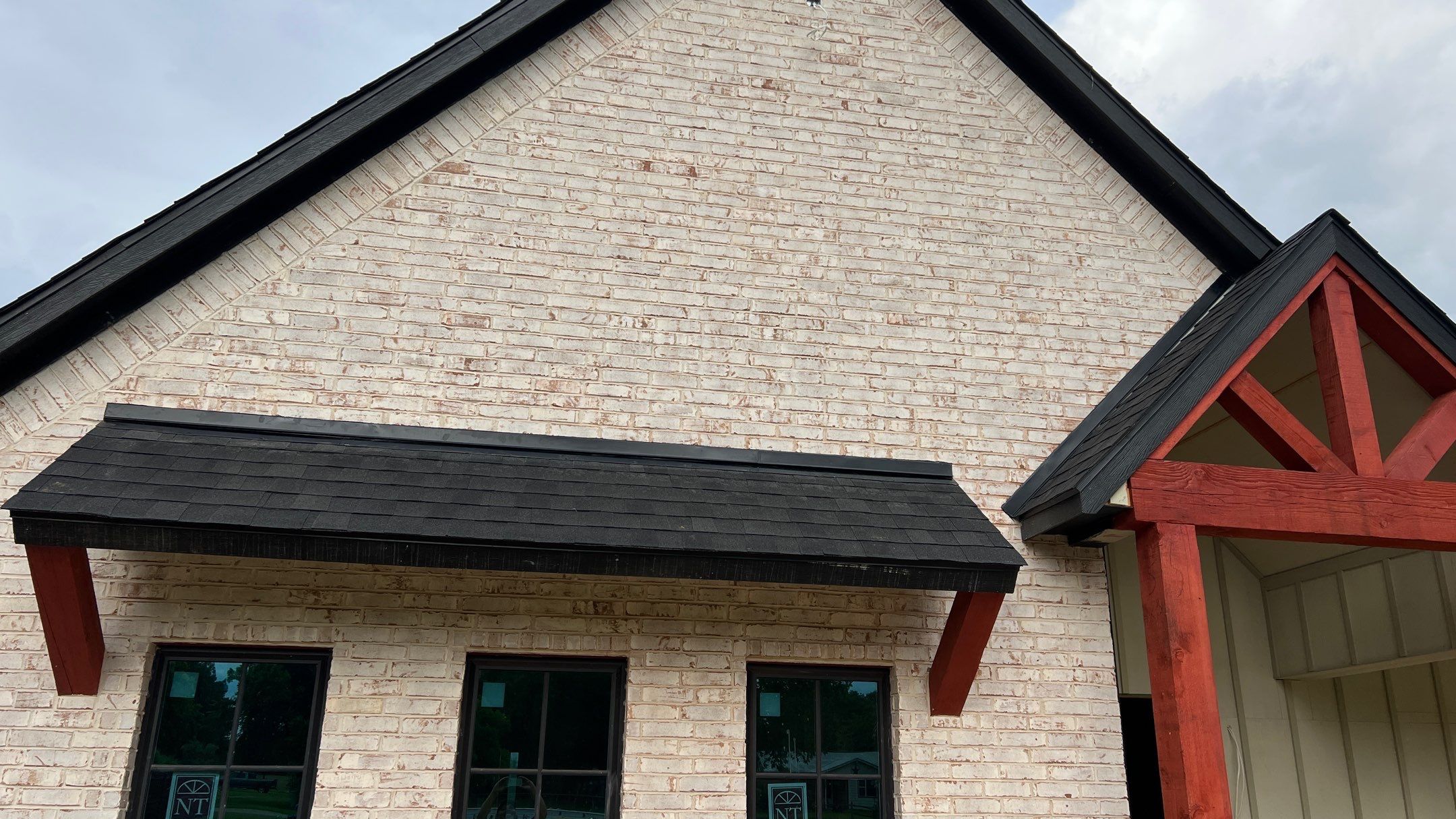 Residential Roofing Installation using ATLAS Pinnacle Pristine Shingles by Harvey Roofing & Construction