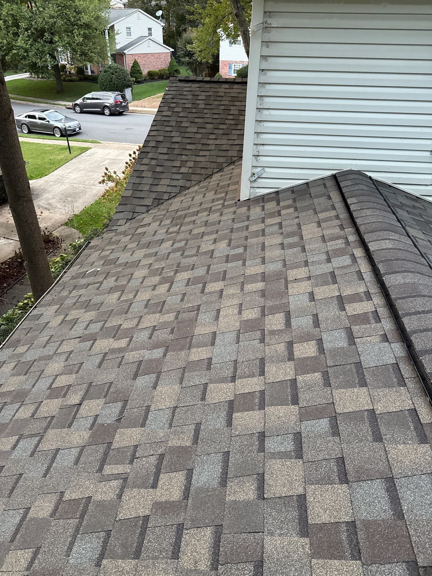 Springfield : Residential Roof Replacement with CertainTeed Landmark Pro in Max Weathered Wood  by RM Banning, Inc.