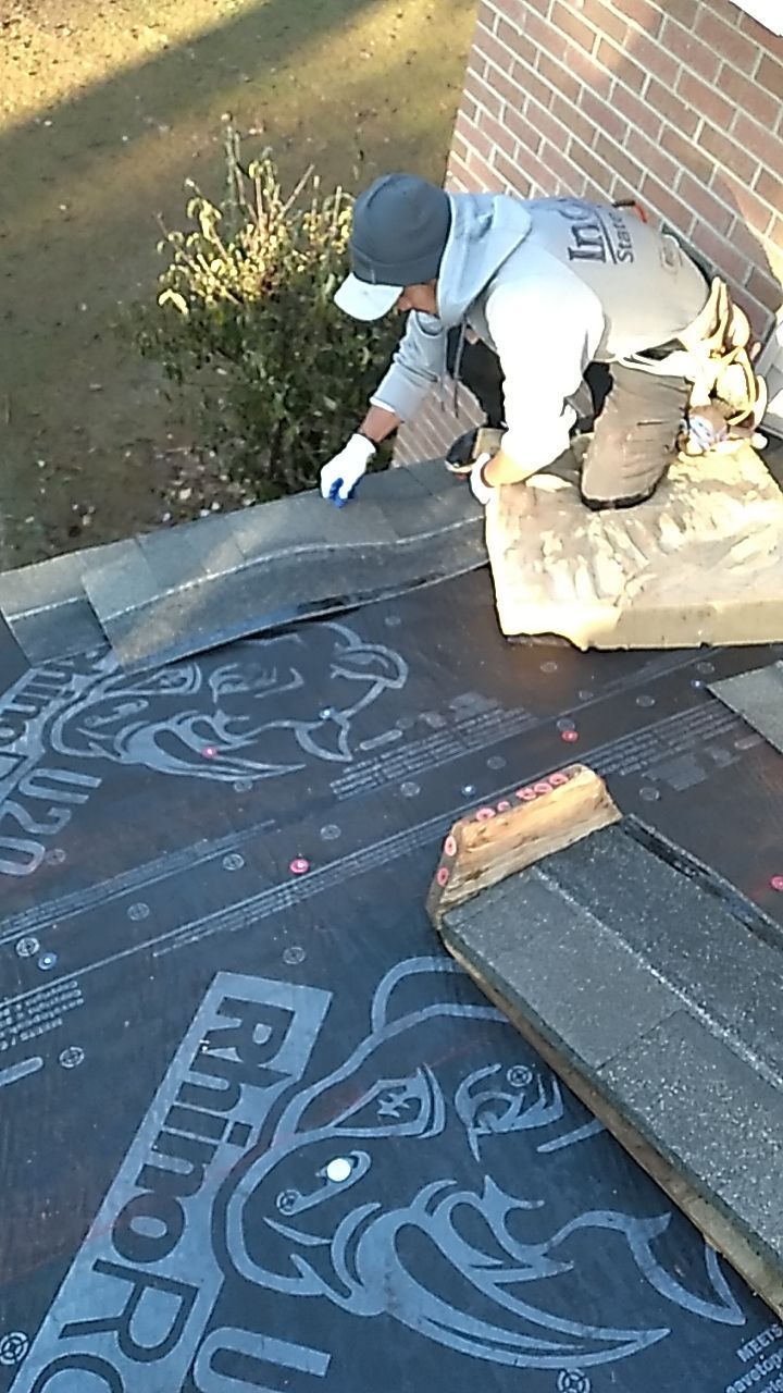 Residential Roofing Installation using Owens Corning Oakridge- Williamsburg Gray by Indigo State Roofing