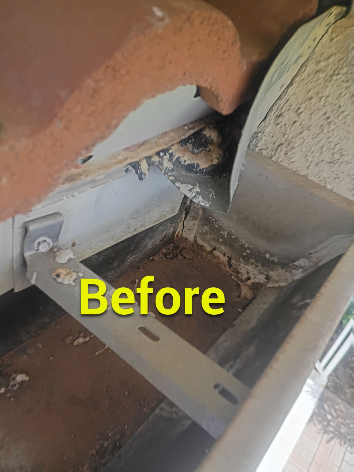 Aluminum Seamless Gutters using seal gutters in Fort Myers FL by Gutter Professors