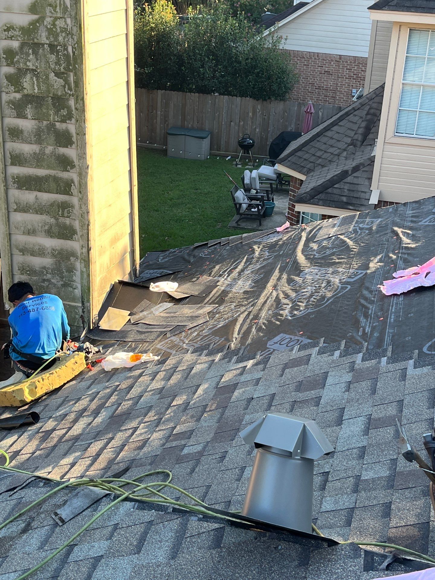 Residential Roofing Installation using Owen's Corning Duration (Lifetime) Shingles by Roof Repair Company