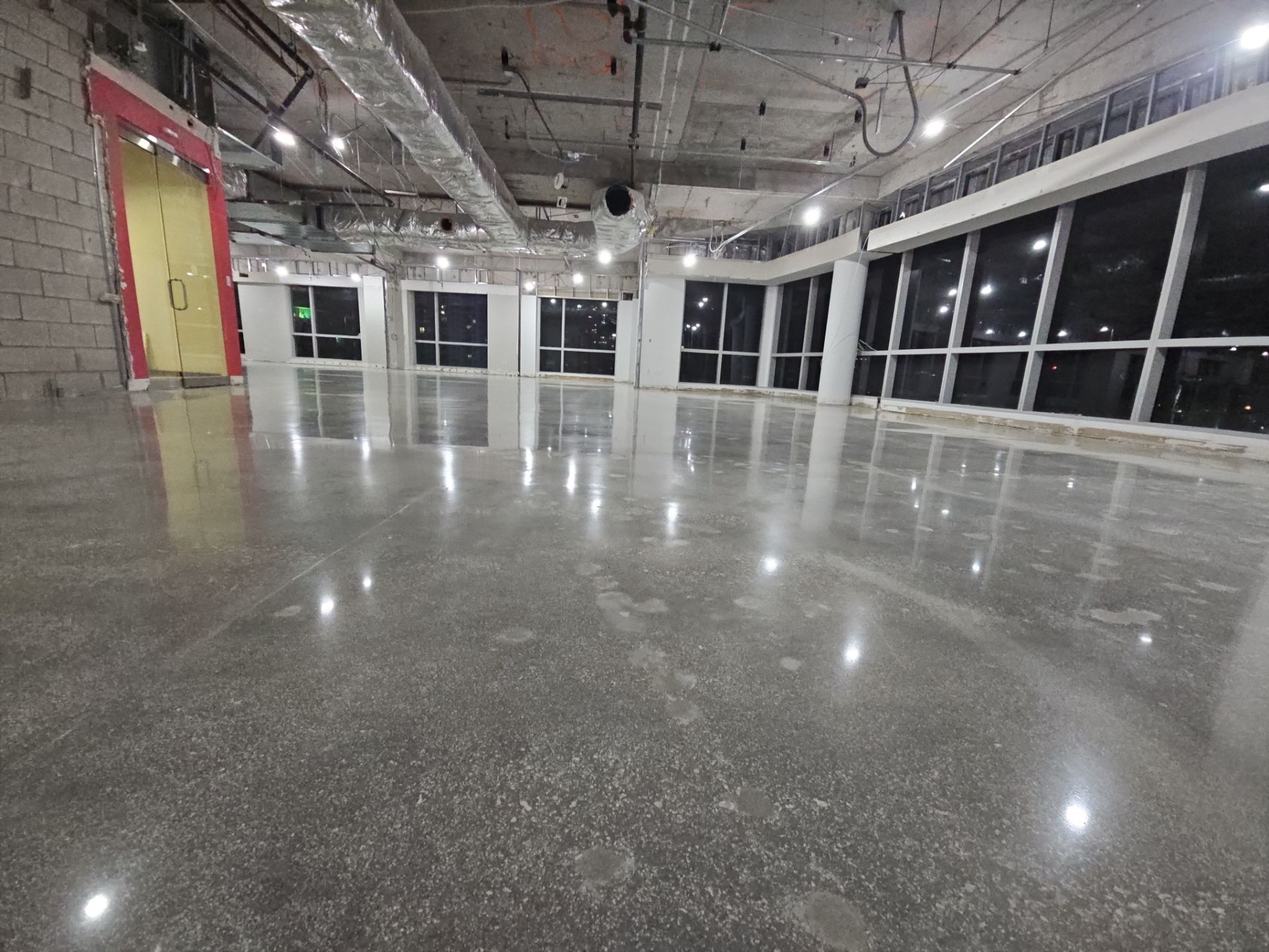 1111 Brickell Ave Offices by Seamless Surfaces