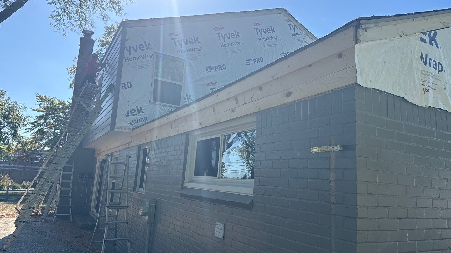 Siding Replacement using Alside S7 Cedar Mill Grain Storm Grey by 180 Contractors