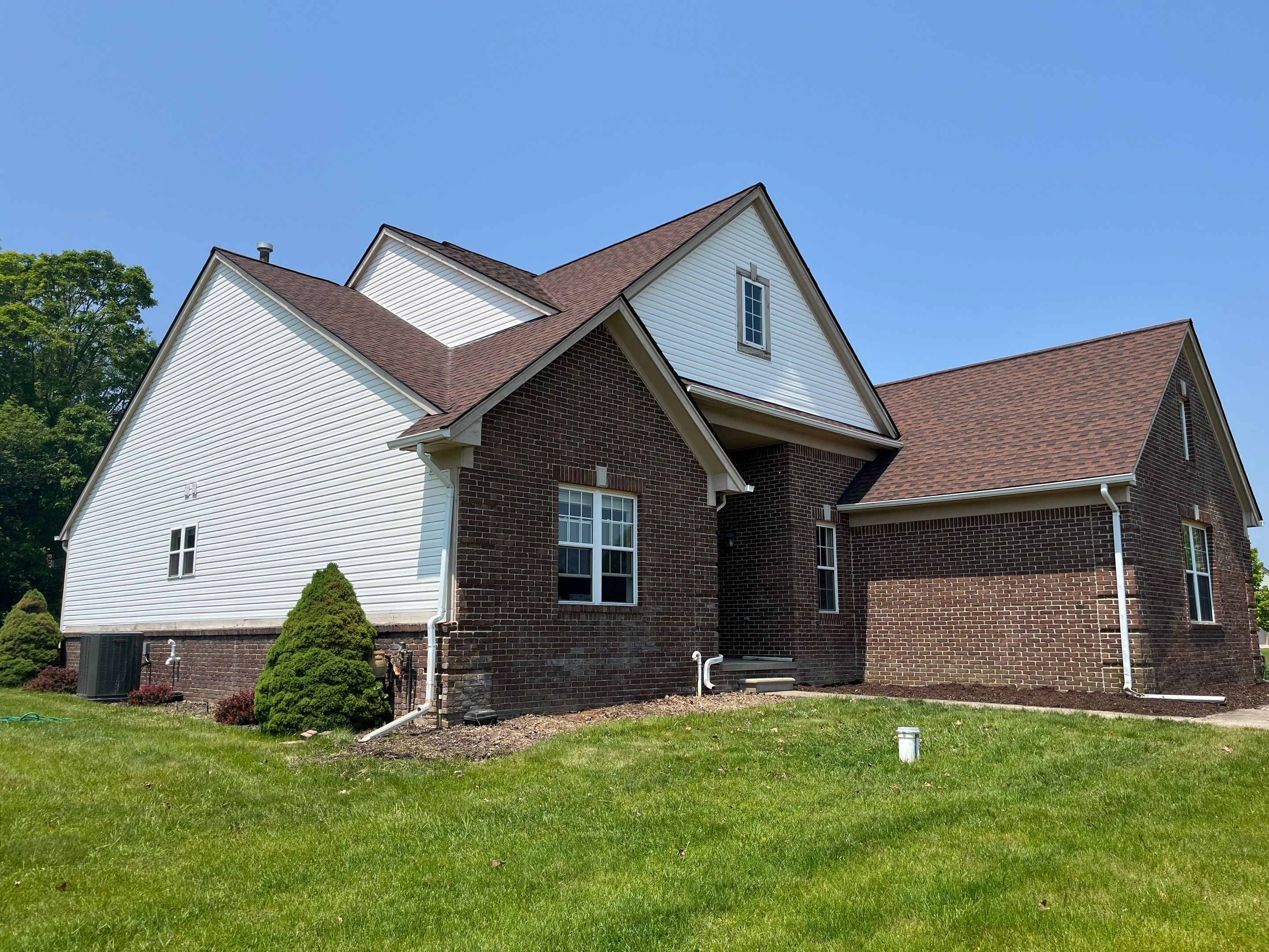 Siding Replacement using Alside D4 Odyssey-Plus Dutchlap Tuscan Clay by 180 Contractors