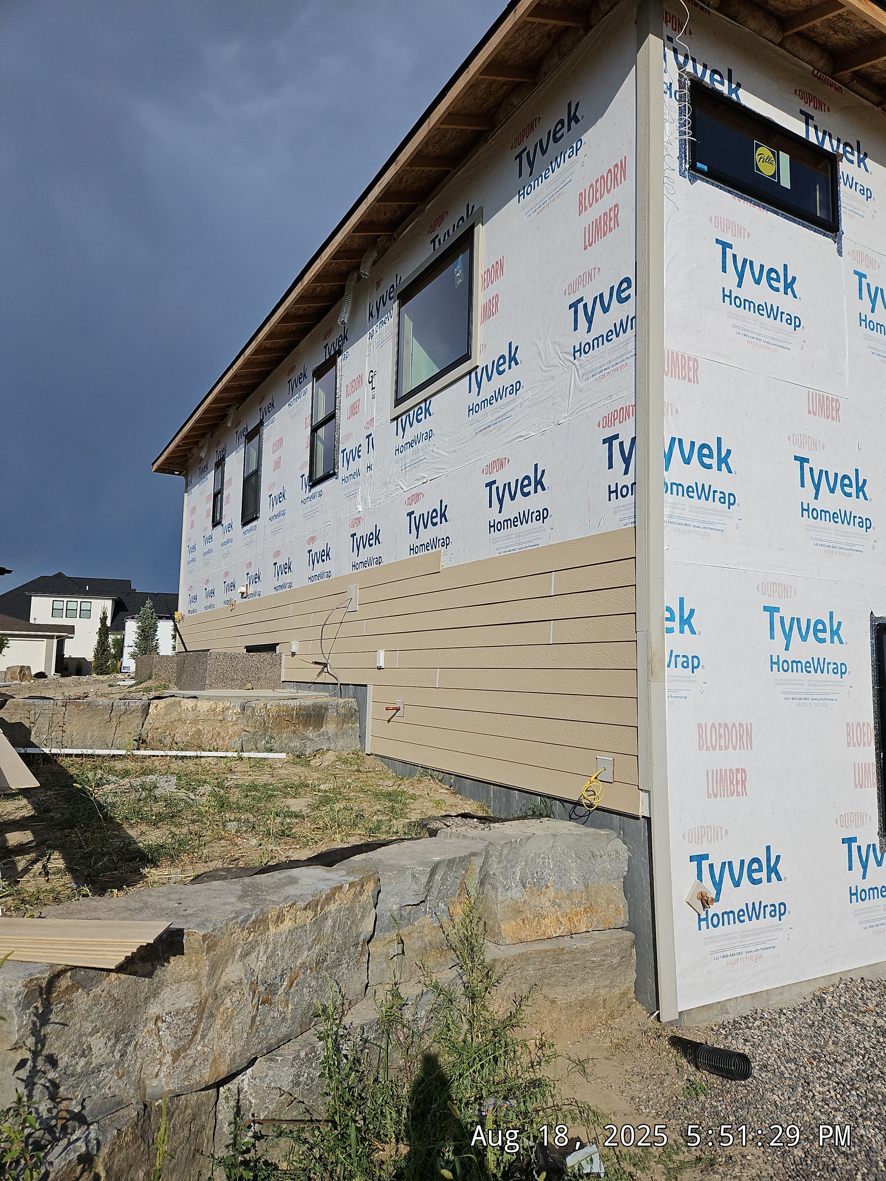 New Construction LP Smartside by Plankwalker Siding & Roofing
