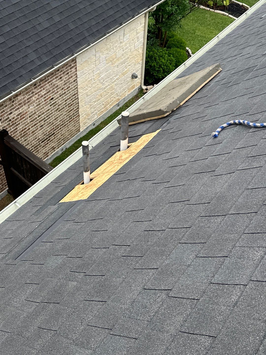 Hail Damage using Owen's Corning Duration (Lifetime) Shingles by Roof Repair Company