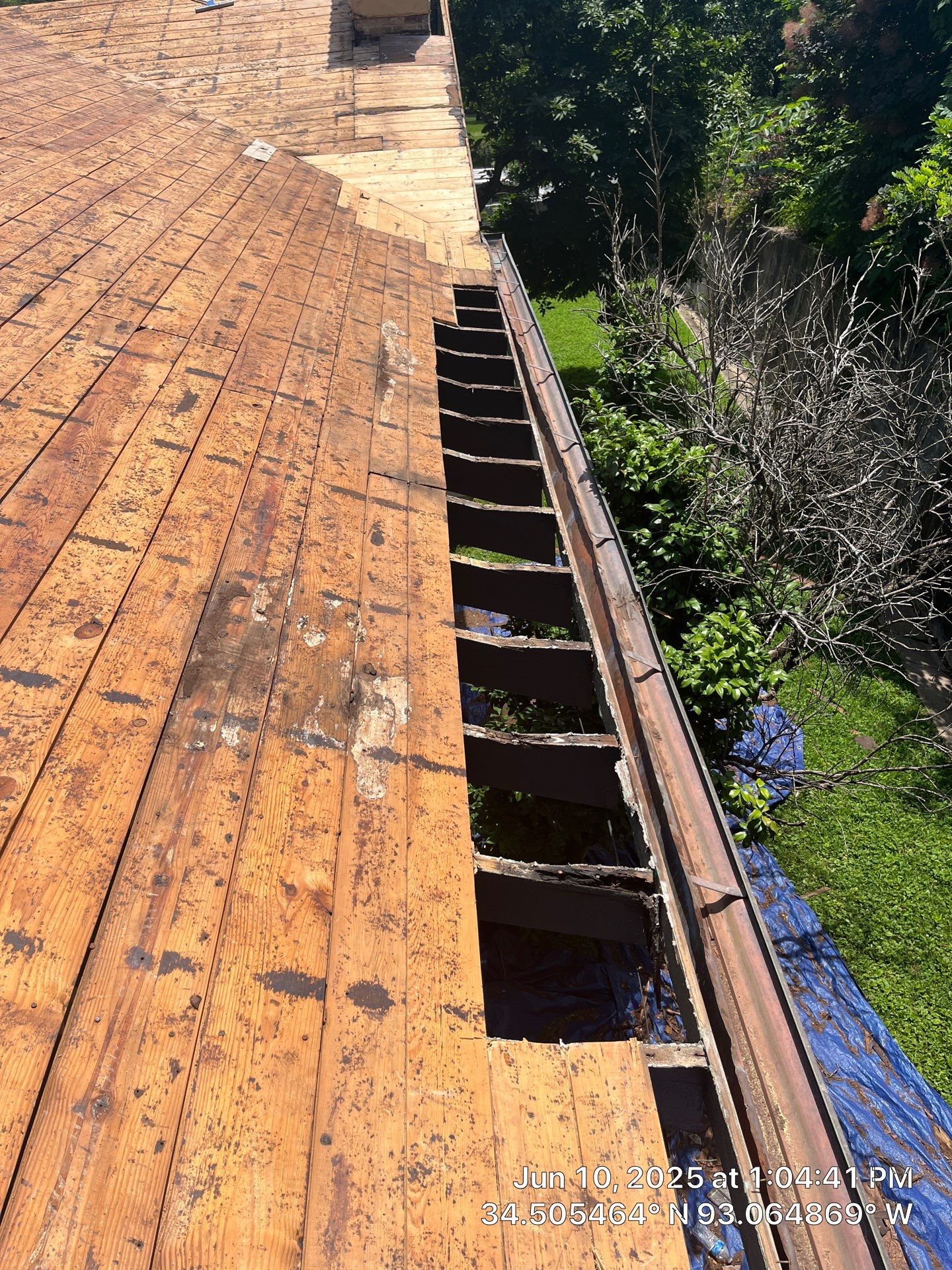 Asphalt Shingle and Flat Roof Replacement in Hot Springs by Temple Roofing and Exteriors