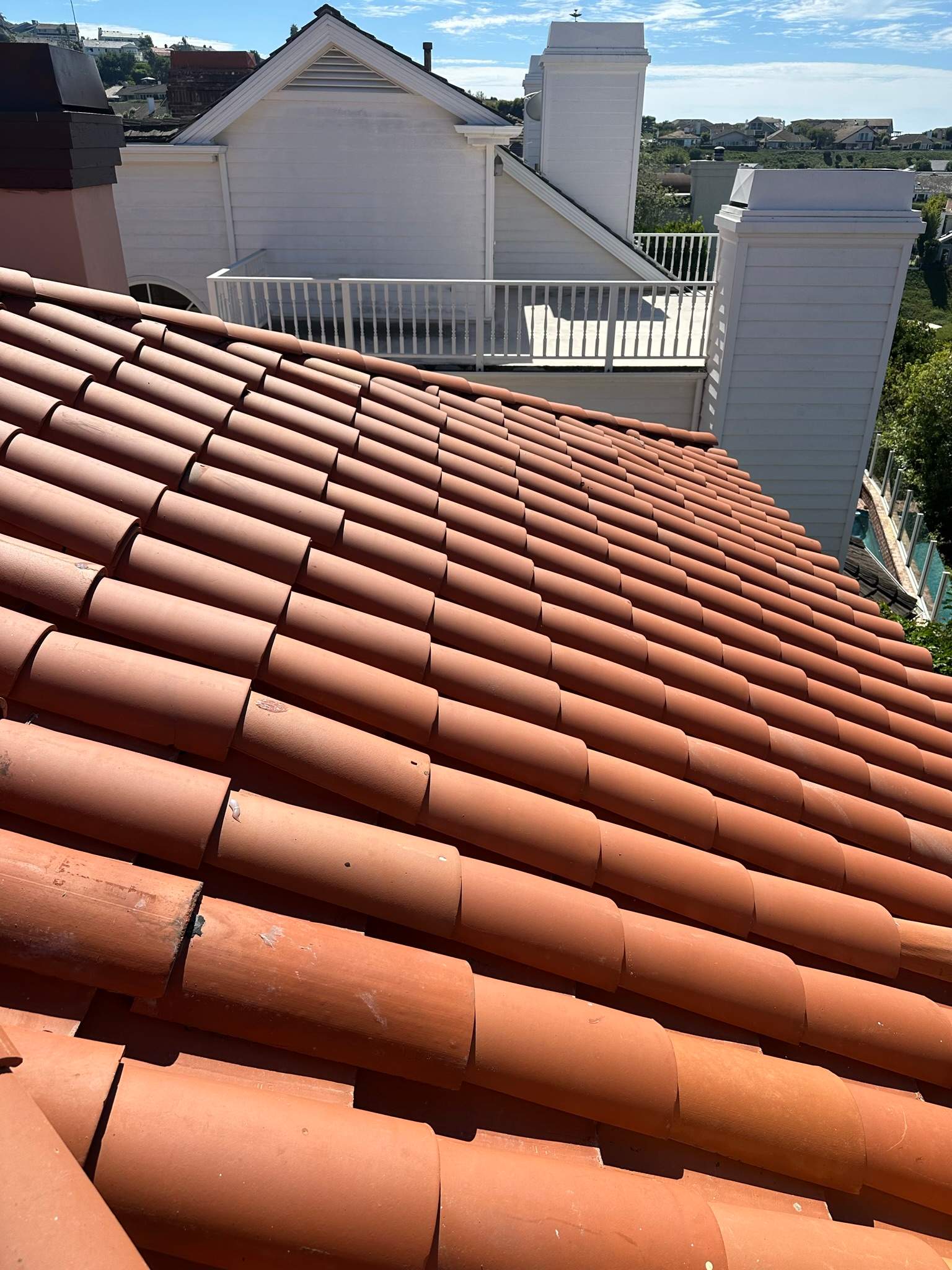 Orange County Clay Tile Roof Soft Wash on Unwalkwable Roof by Property Cleaning Experts