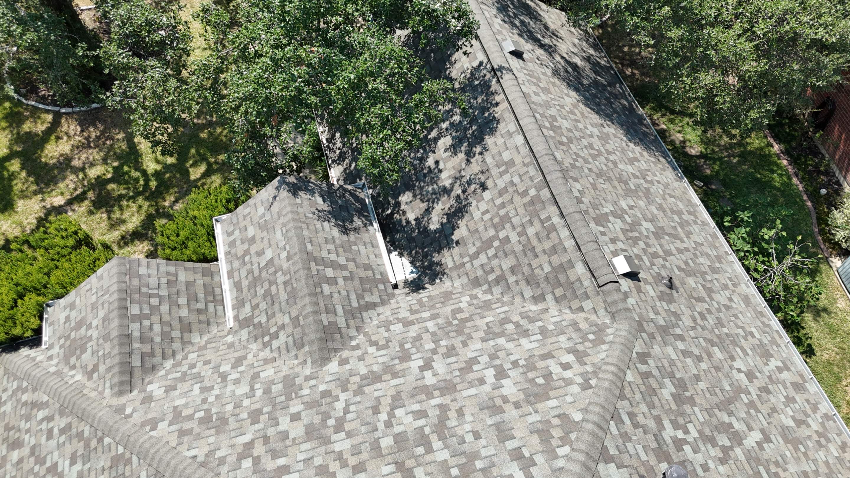 Driftwood - Owens Corning TruDefinition Duration by RoofsOnly.com