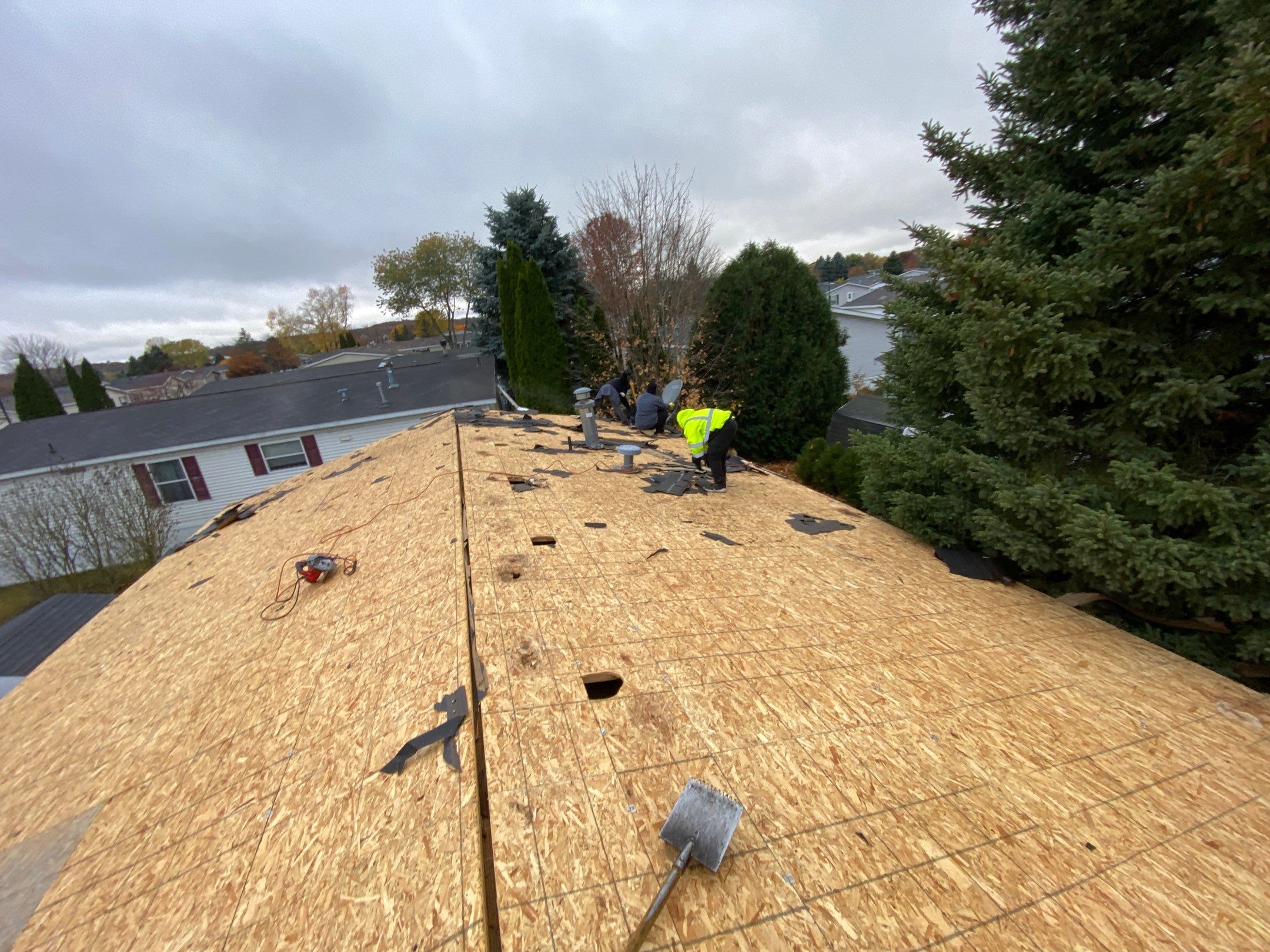 Roof Replacement using CertainTeed Landmark by 180 Contractors