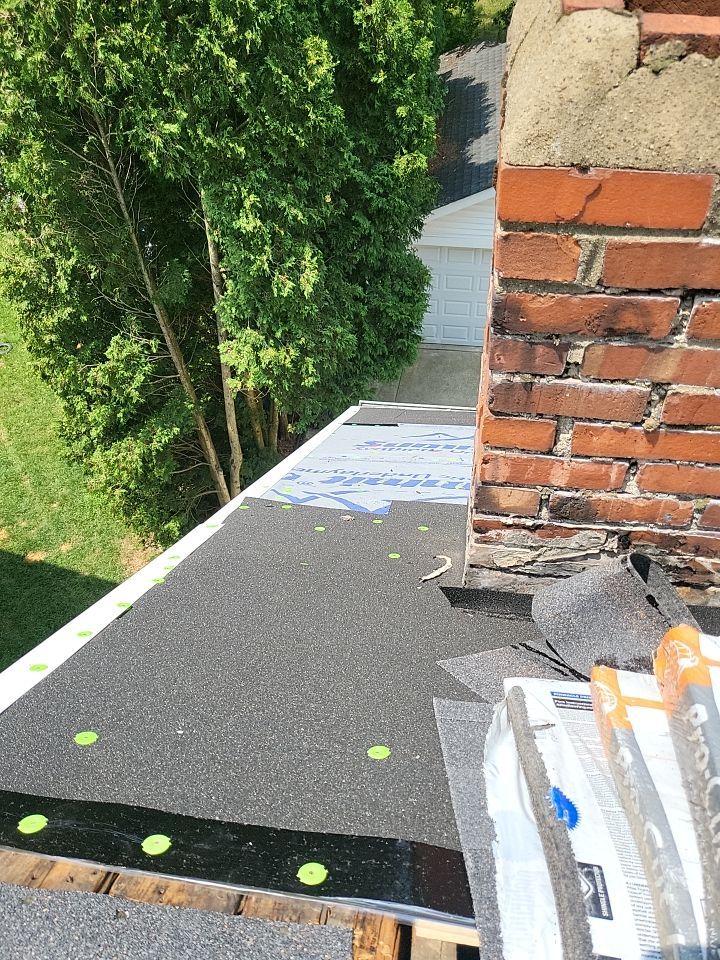 ATLAS PINNACLE COLOR: BLACK SHADOW by Eagle Eye Roofing