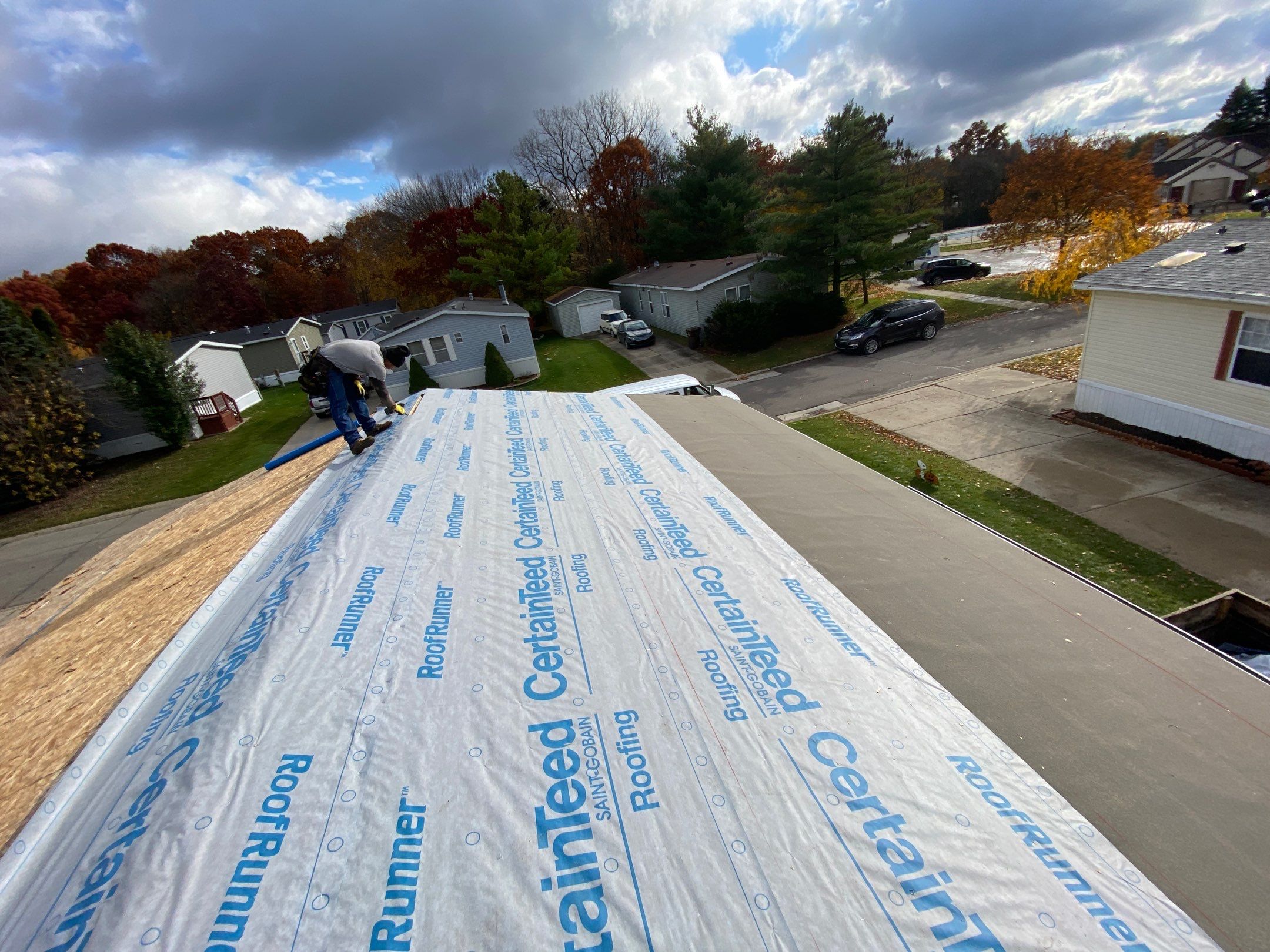 Roof Replacement using CertainTeed Landmark by 180 Contractors