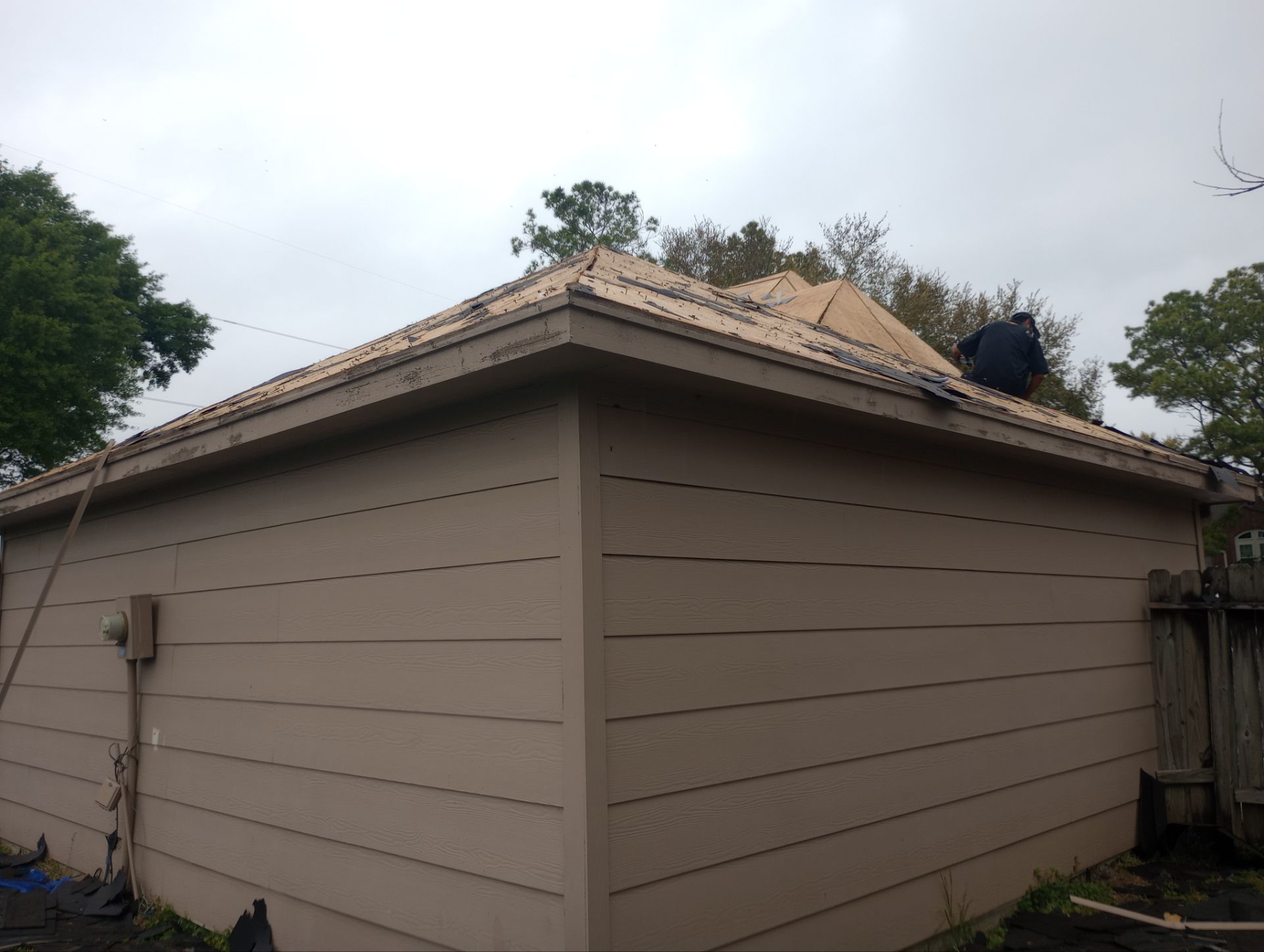 Residential Roofing Repair using Owen's Corning Duration (Lifetime) Shingles by Roof Repair Company