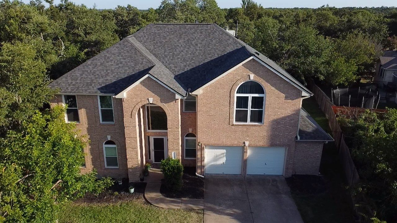 Williamsburg Gray - Owens Corning TruDefinition Duration by RoofsOnly.com