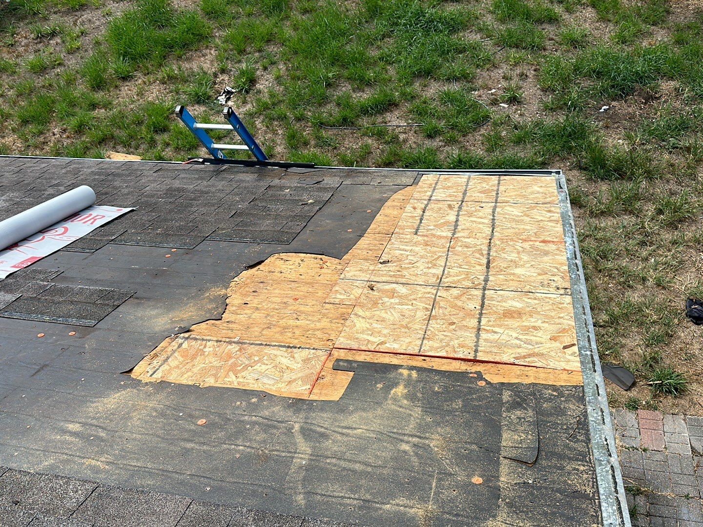 Residential Roofing Repair using Owen's Corning Duration (Lifetime) Shingles by Roof Repair Company