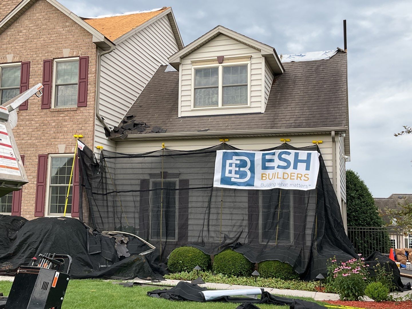 Metal roof by Esh Builders