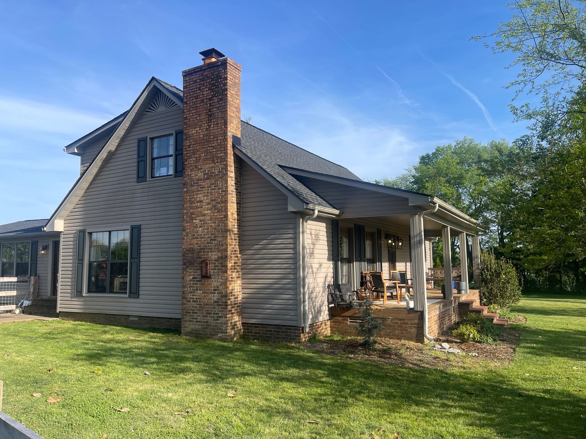 Residential Roofing Installation using GAF Timberline HDZ Charcoal by Undersun Roofing 