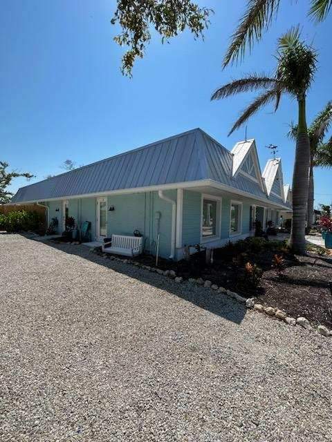 7-Inch Seamless Gutters in Sanibel FL by Gutter Professor by Gutter Professors