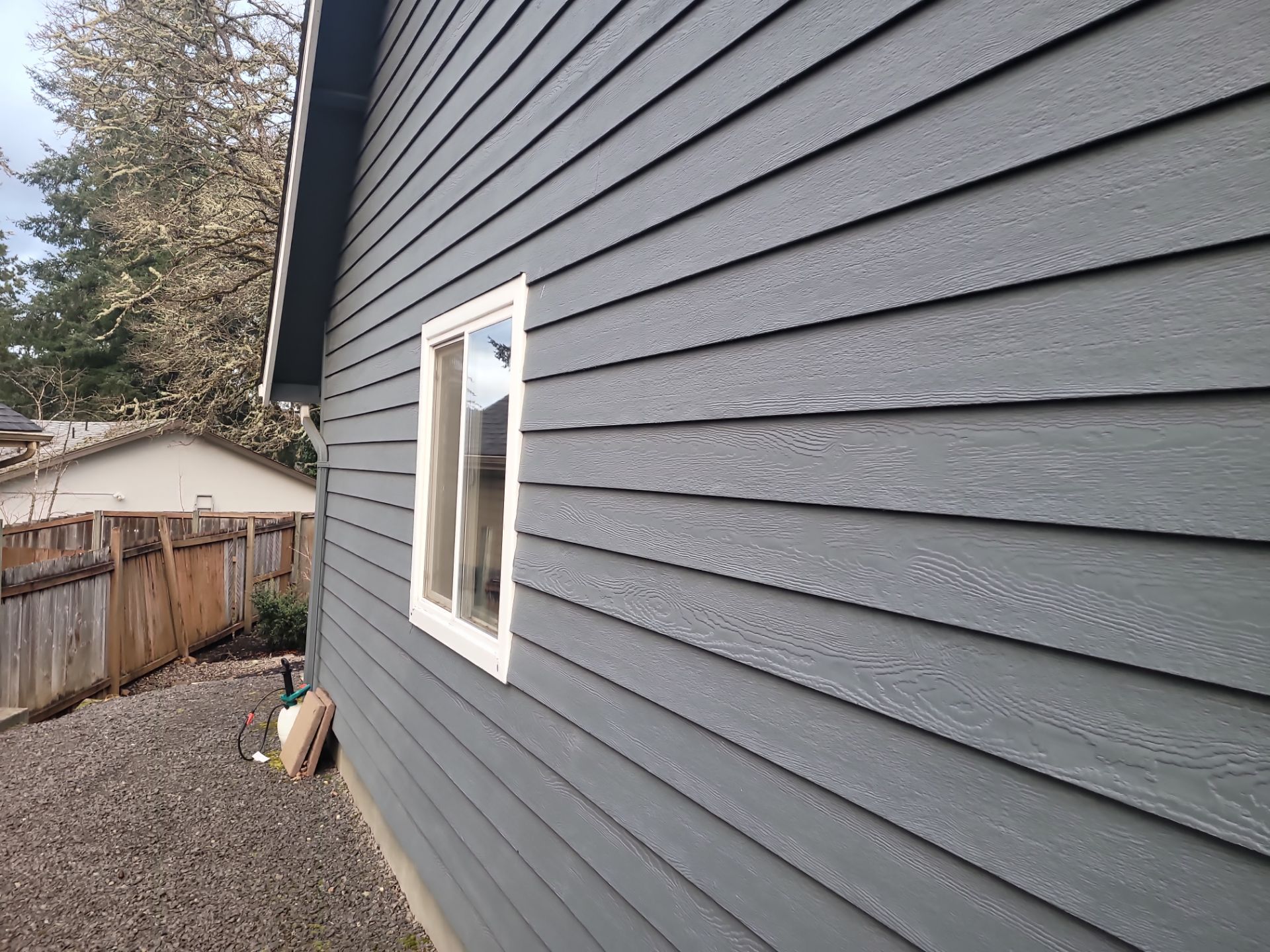 Siding Repair Project by BEST Roofing & Waterproofing