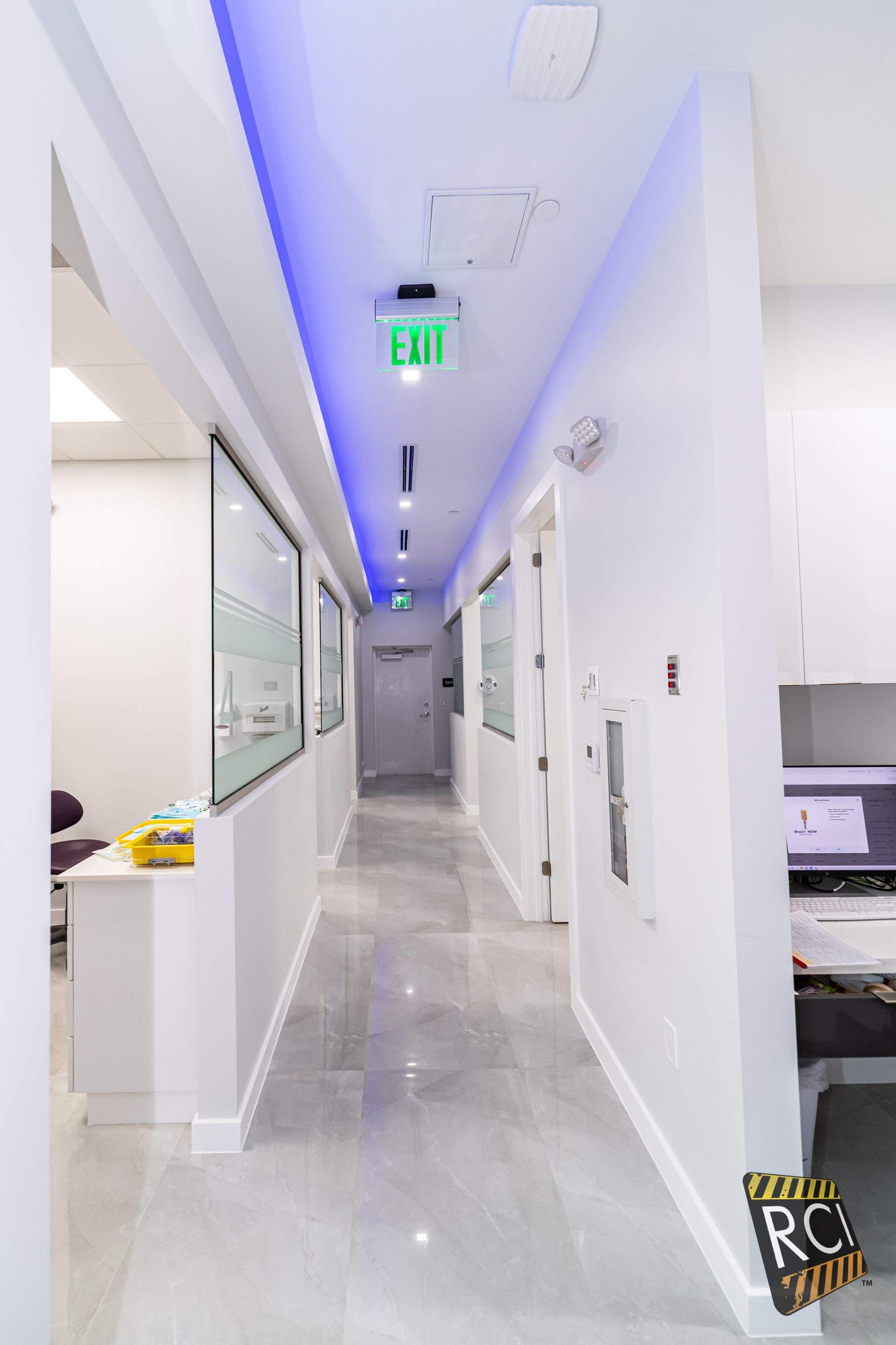 Rio Dental Studio by Ruiz Construction Inc