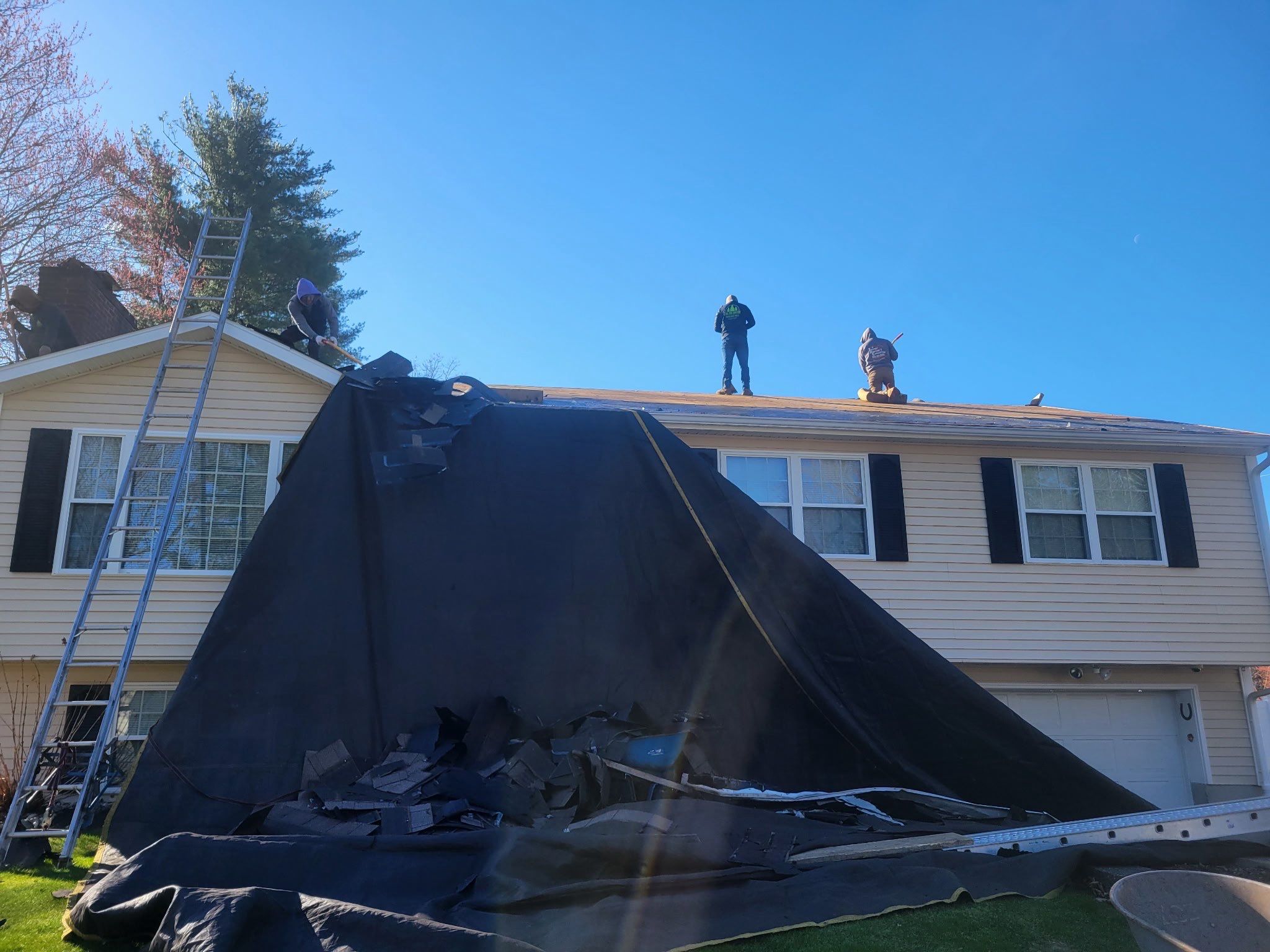 Full Residential Roof Replacement and Chimney Reflashing in Nashua by Tall pine roofing