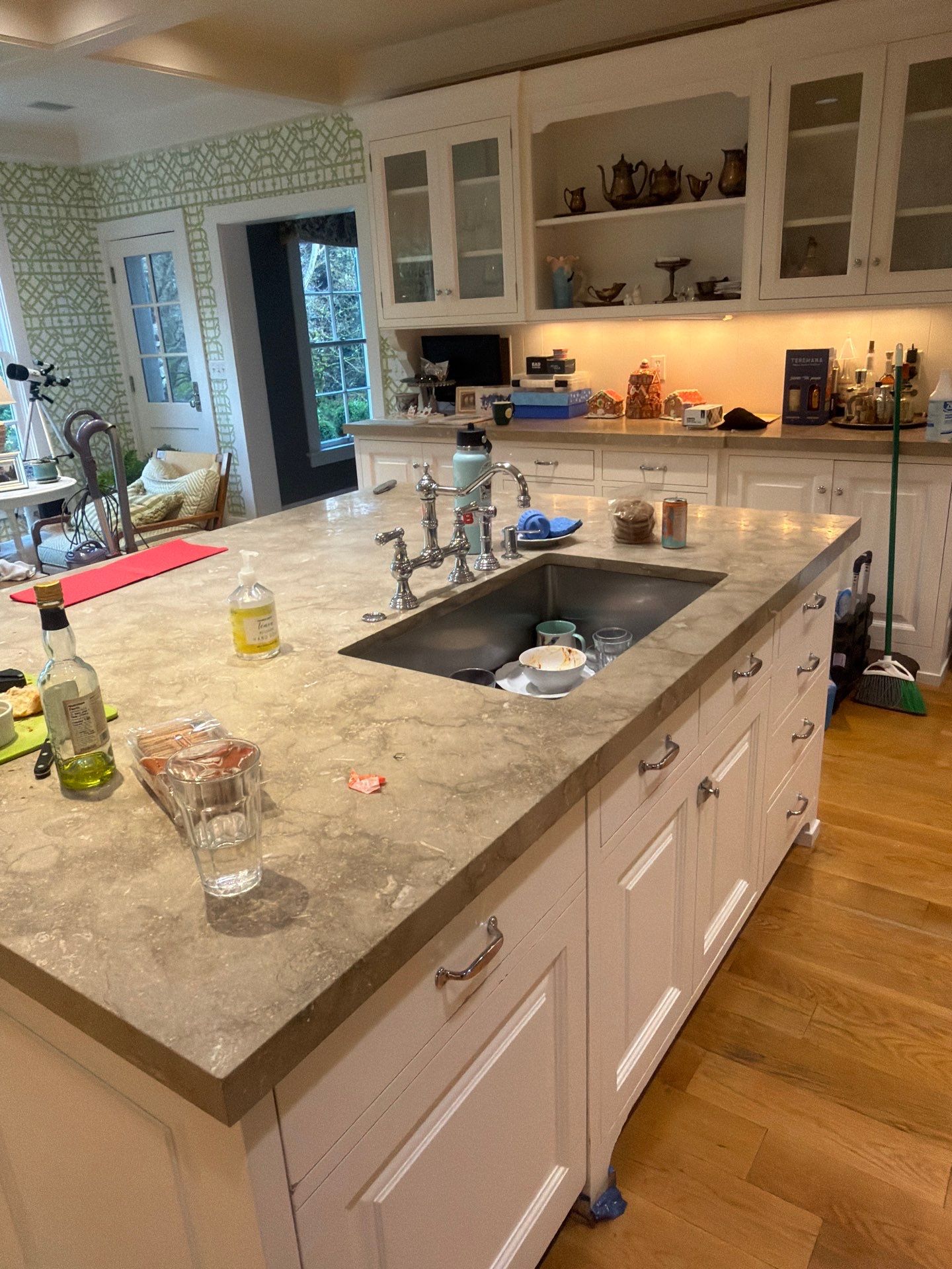 House Cleaning and Maid Service in Dunthorpe Portland by Cloud 9 Professional Cleaning Services