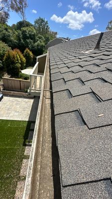Gutter cleaning in Irvine, CA