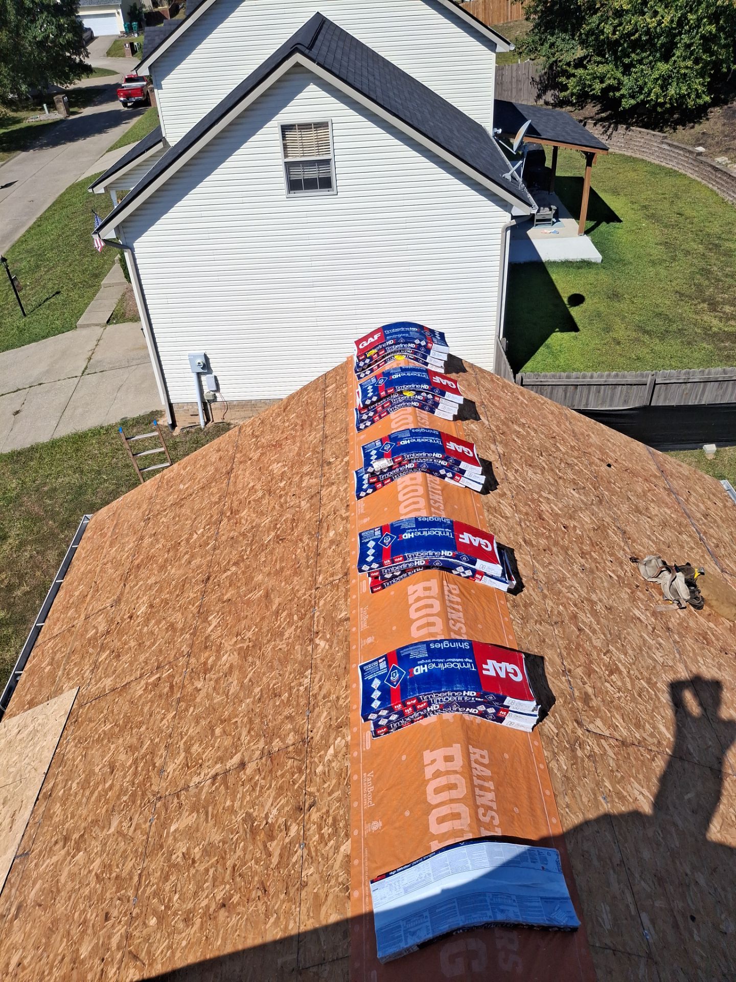 Residential Roofing Installation using GAF Timberline HDZ Charcoal by Rainstoppers Roofing