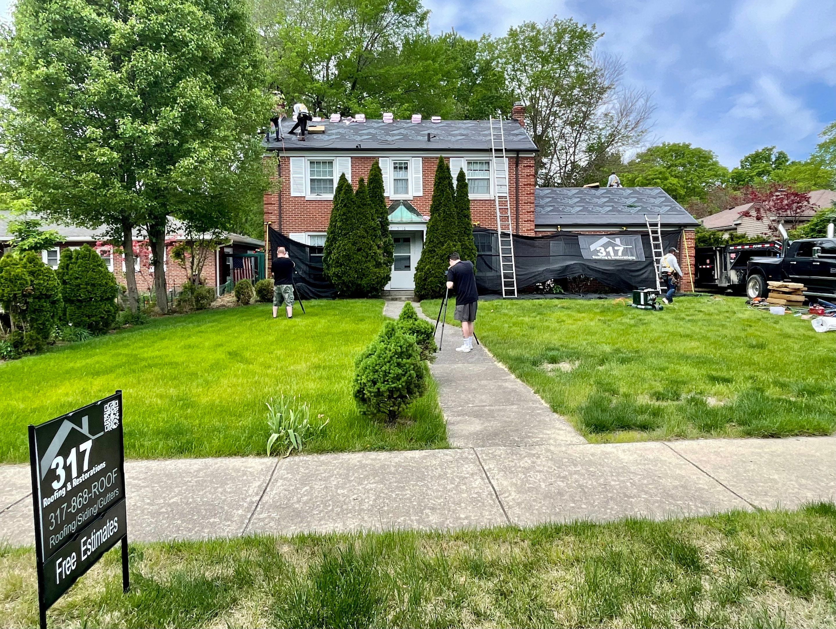 Oakridge Onyx Black and Black Gutters by 317 Roofing & Restorations