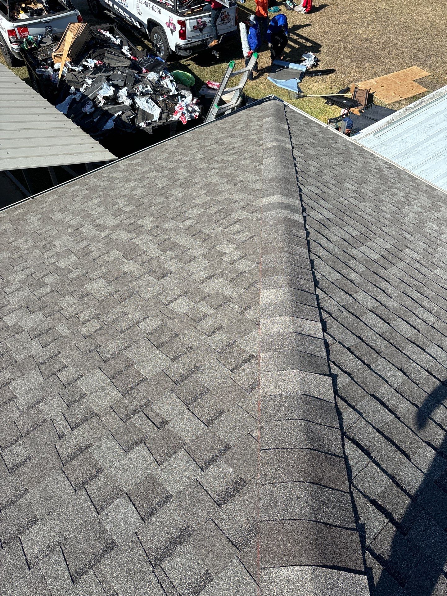 Residential Roofing Installation using Owen's Corning Duration (Lifetime) Shingles by Roof Repair Company
