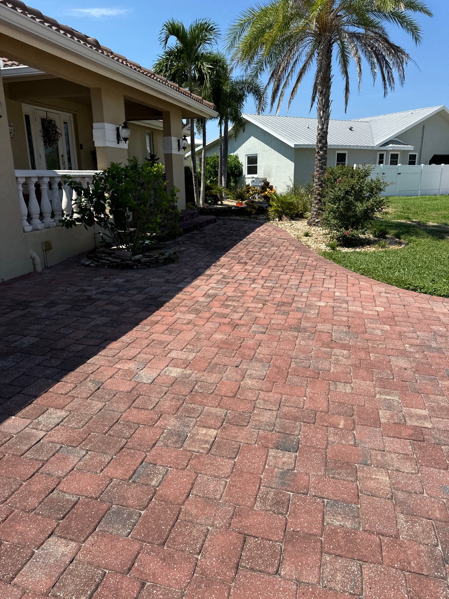 Driveway Cleaning, Sanding & Sealing by Wizard Wash
