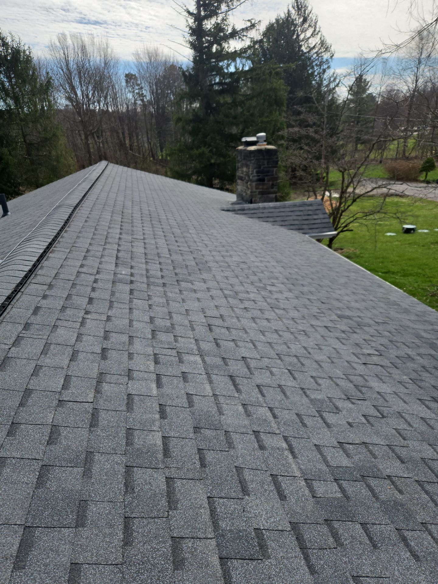 Sarah S: Atlas Pinnacle, Color, Pewter, Drip Edge, Color, White by Eagle Eye Roofing