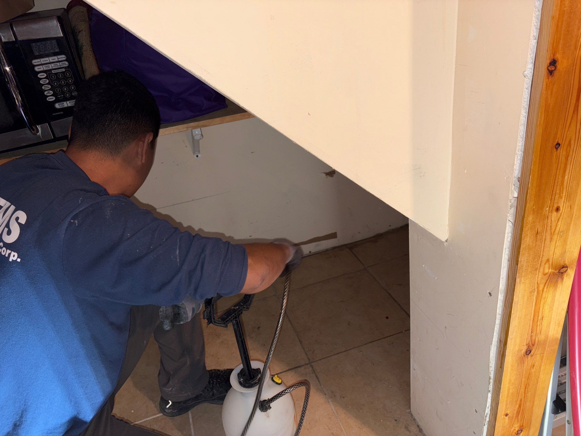 Emergency Water Mitigation and Structural Drying in Copiague by EMS Restoration Corp
