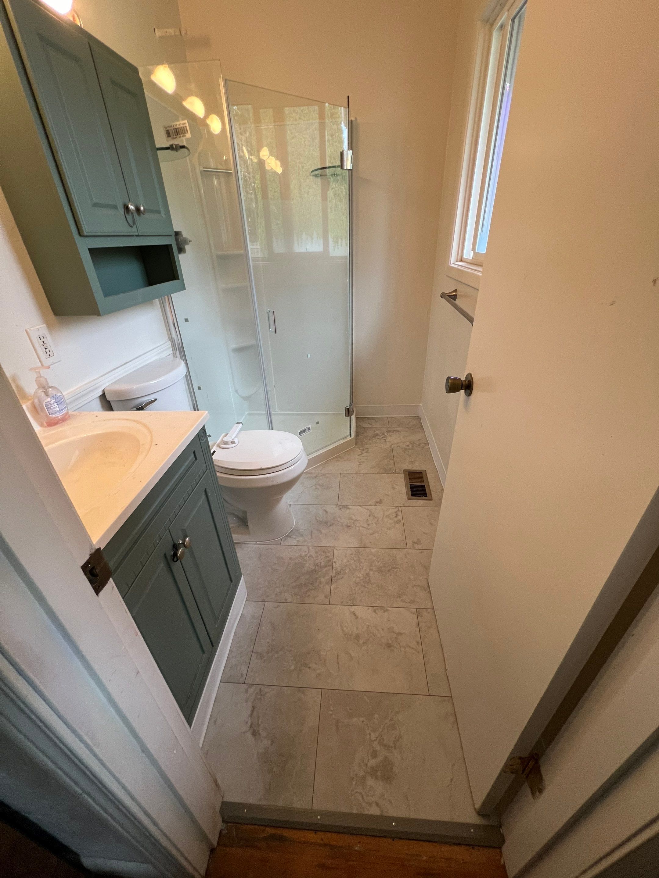 Bathroom Renovation by Handyman State LLC