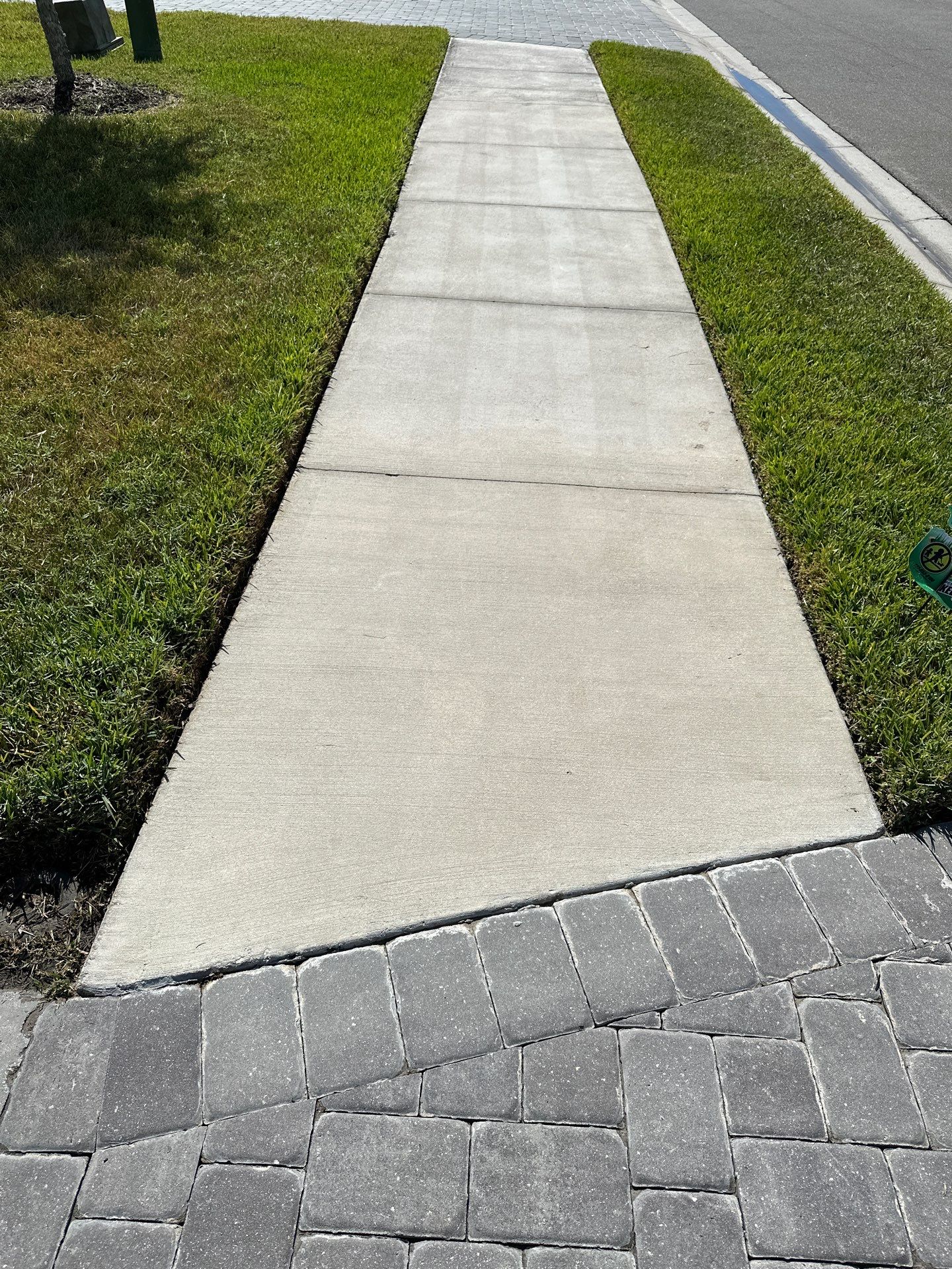 House Wash & Paver Driveway Cleaning in Trevesta Community, Palmetto, FL | Sunshine AquaWash by Sunshine AquaWash